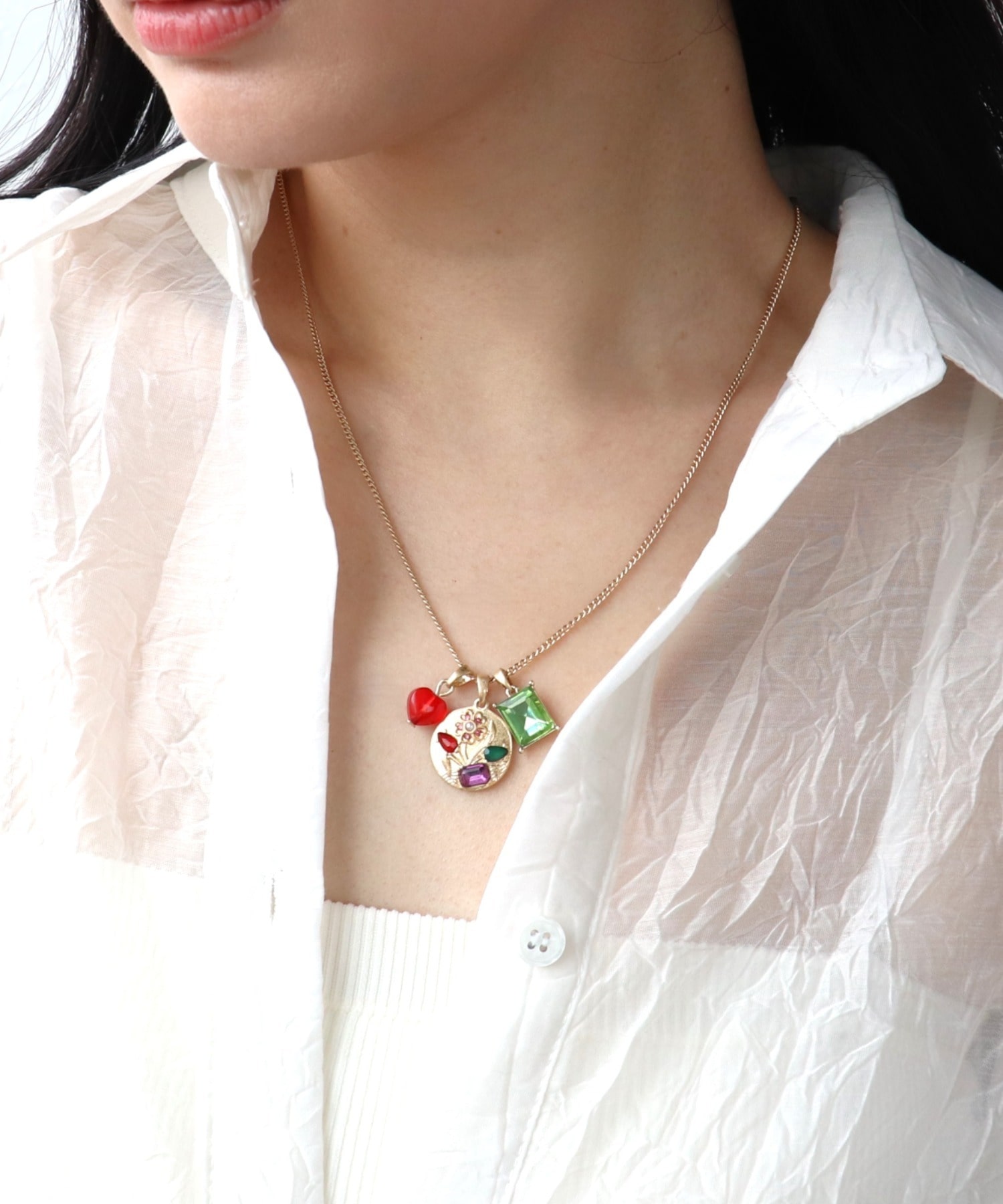 フラワーコインチャームネックレス