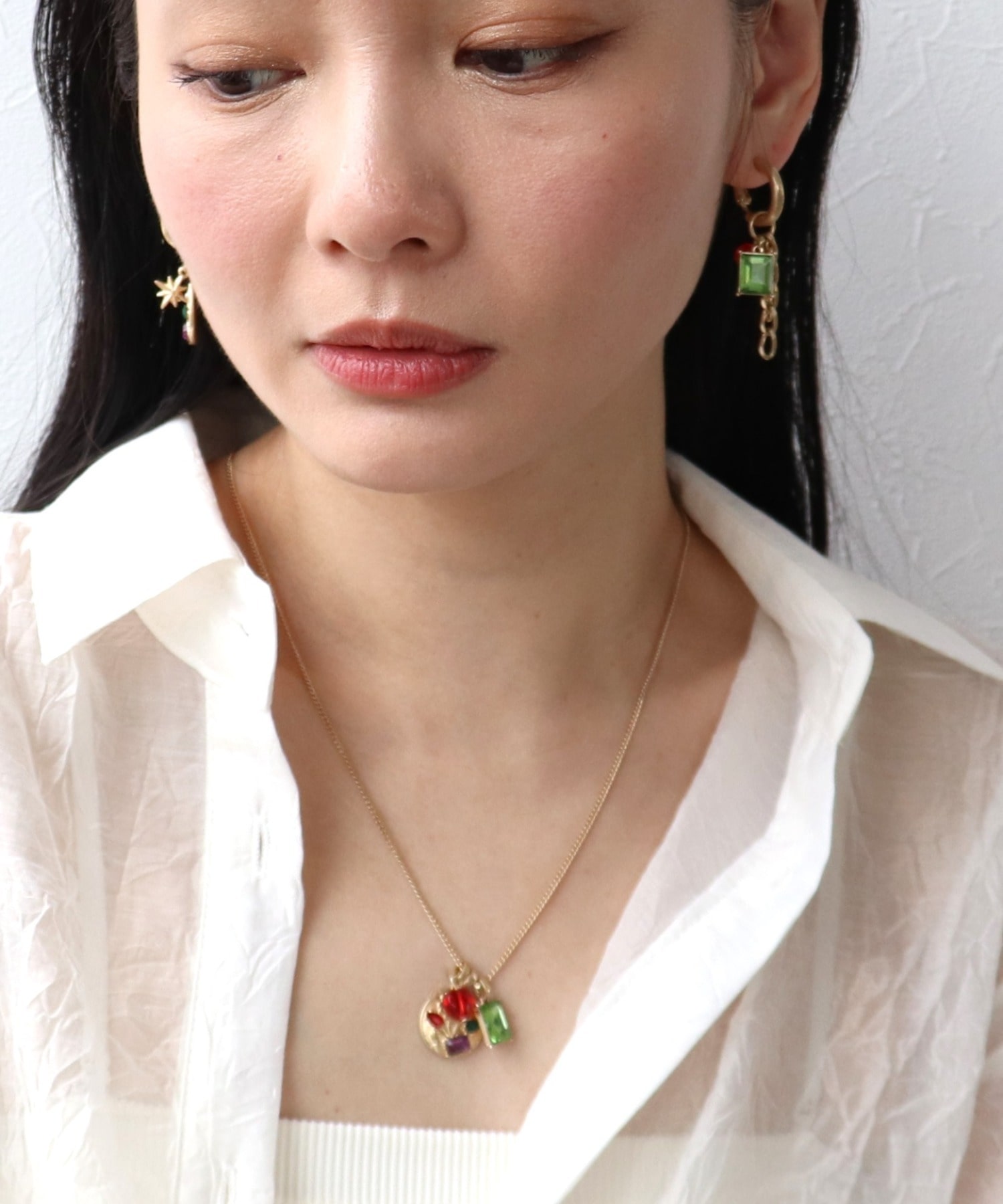 フラワーコインチャームピアス