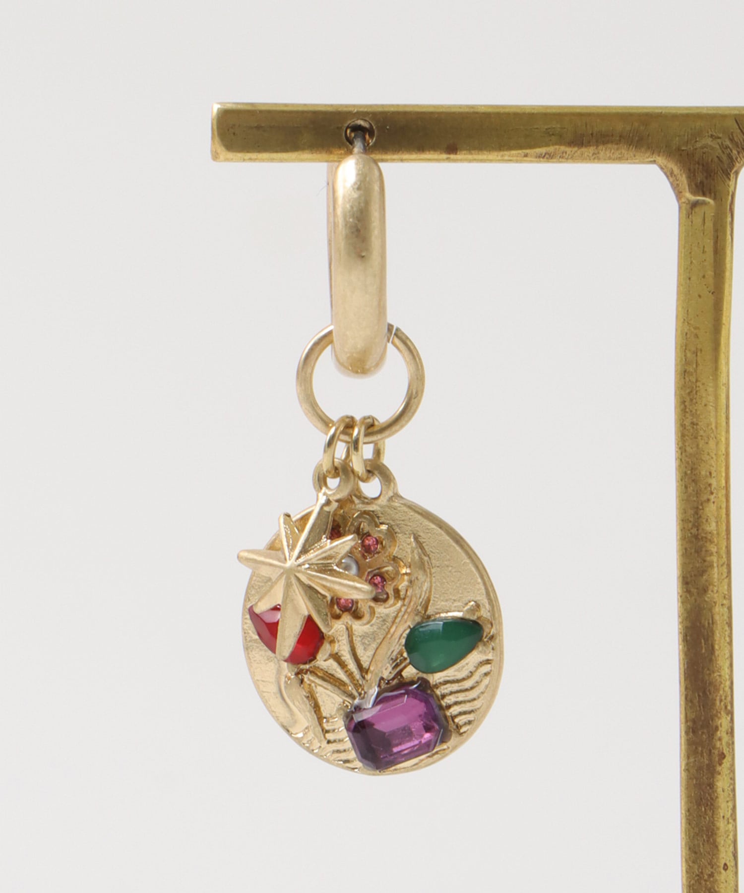 フラワーコインチャームピアス