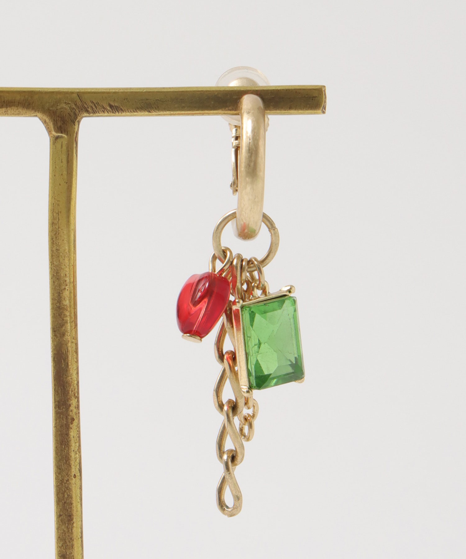 フラワーコインチャームイヤリング