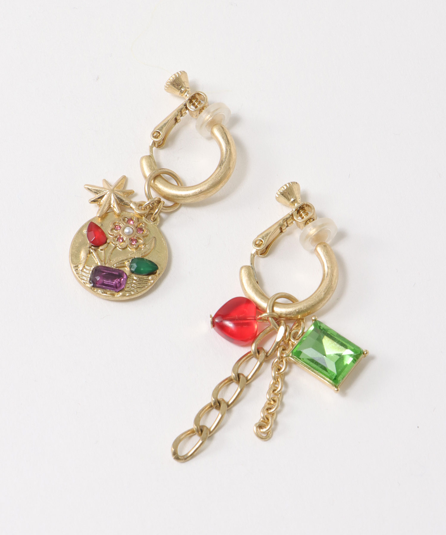 フラワーコインチャームイヤリング