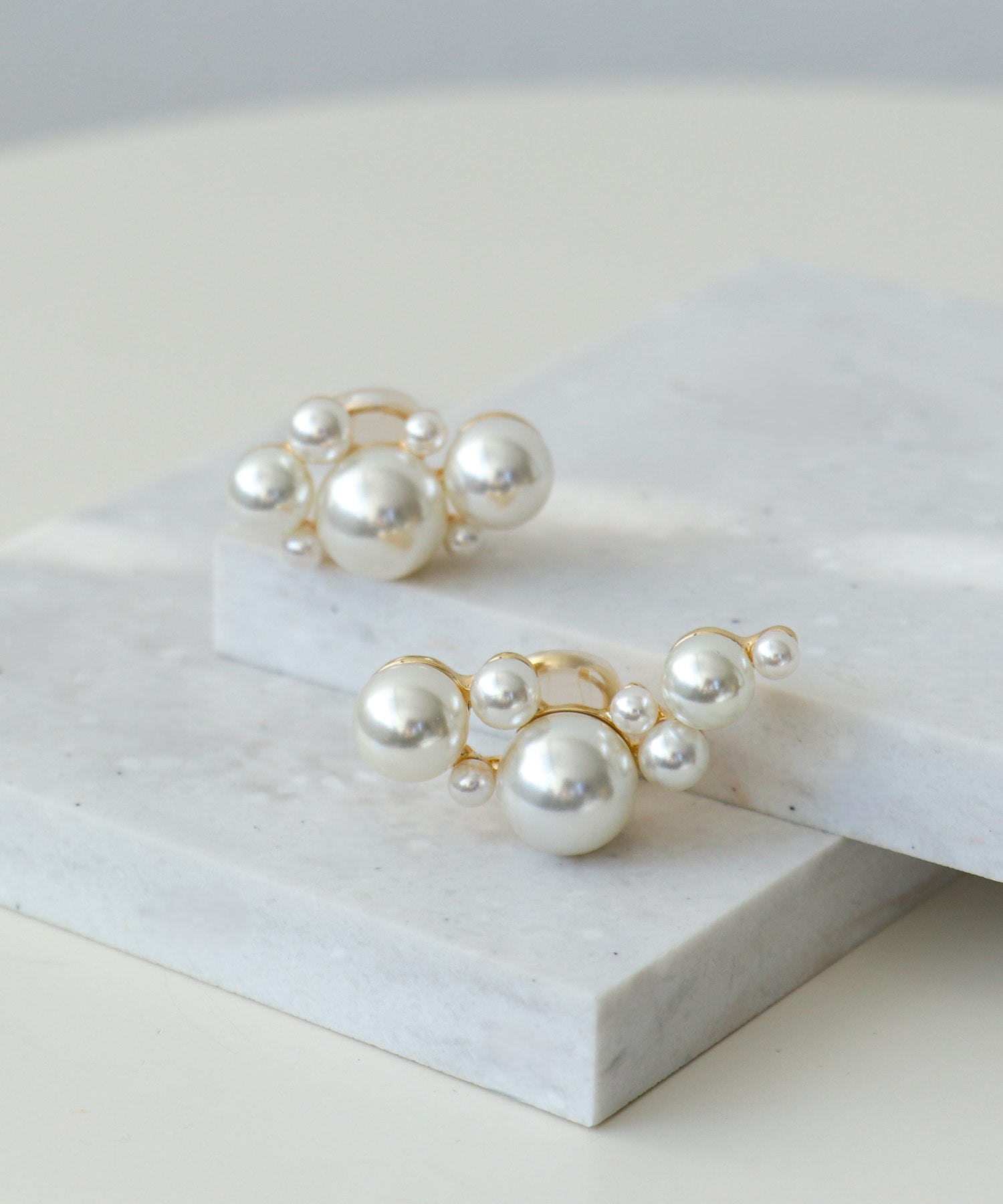 ランダムパールボリュームイヤリング