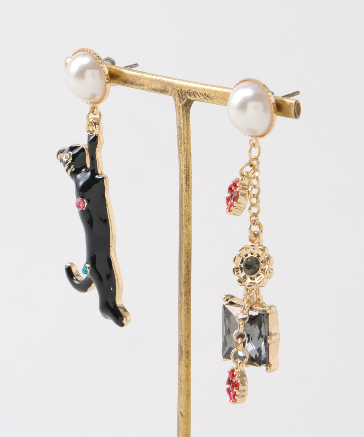 エポ猫アシメピアス