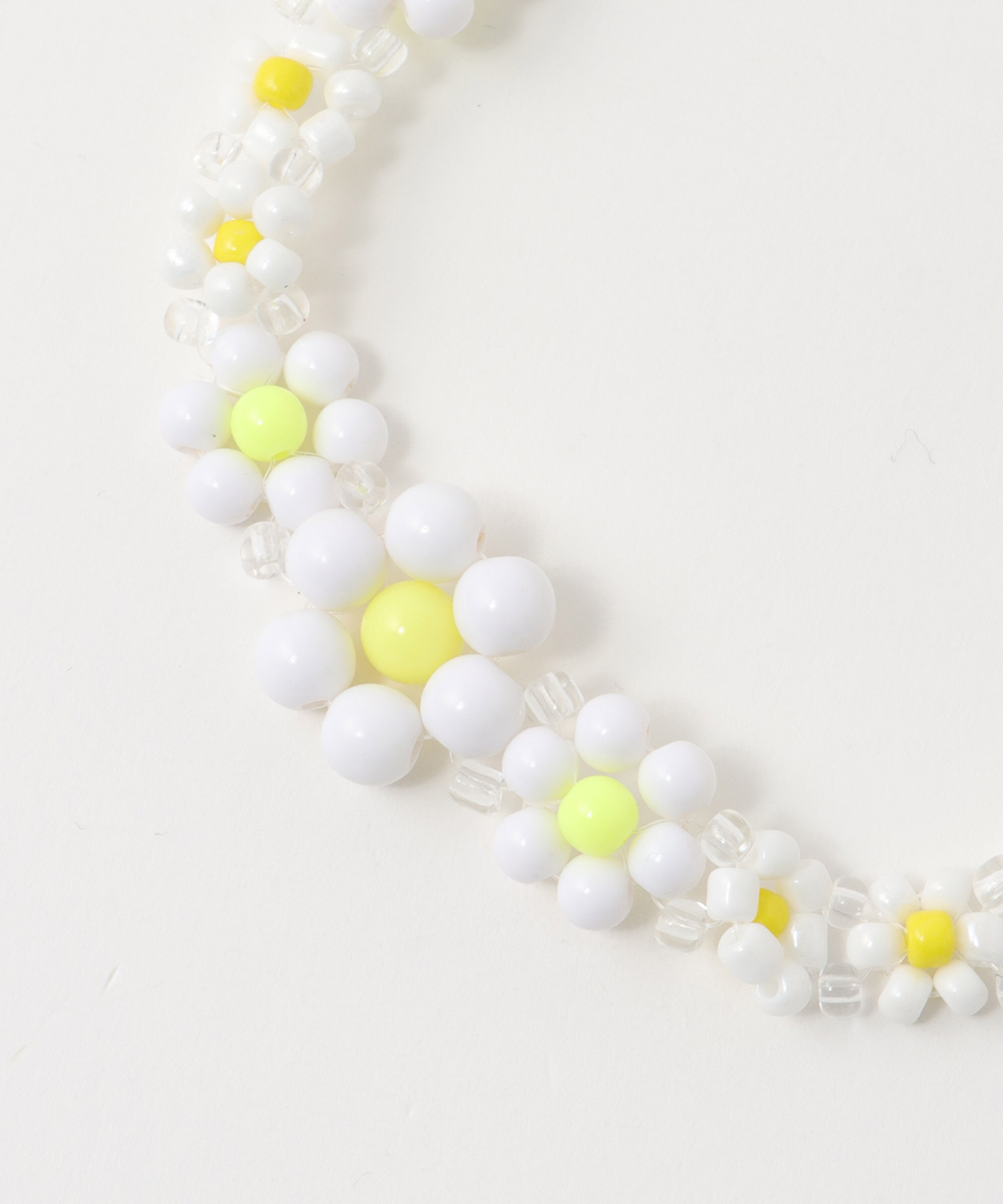 フラワービーズチョーカー