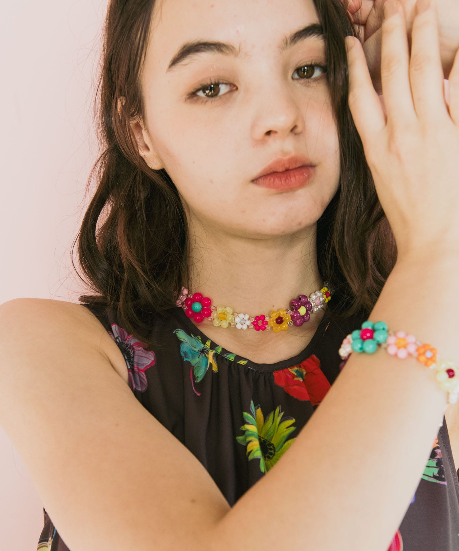 フラワービーズブレスレット