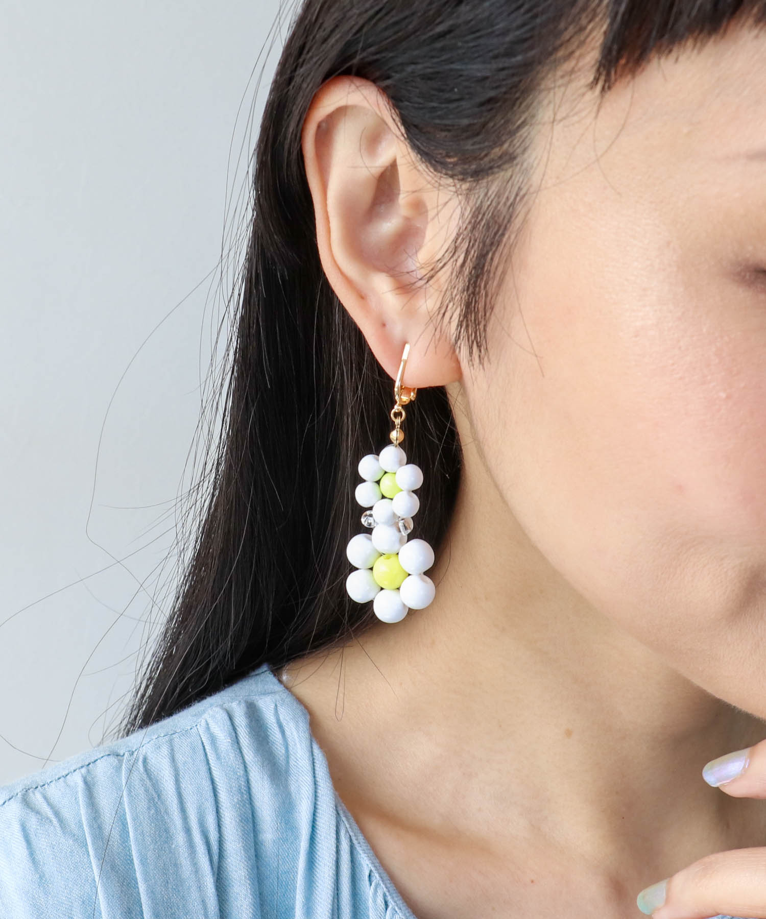 フラワービーズイヤリング