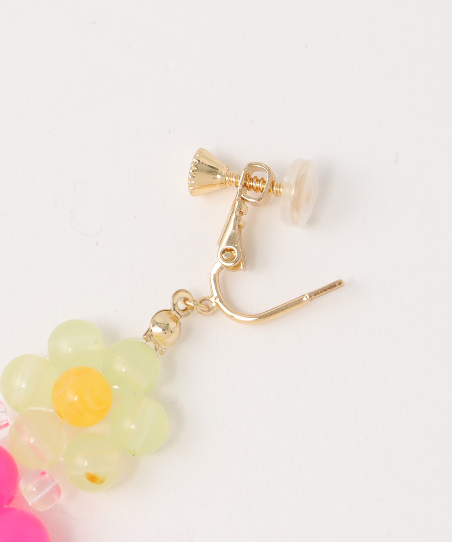 フラワービーズイヤリング