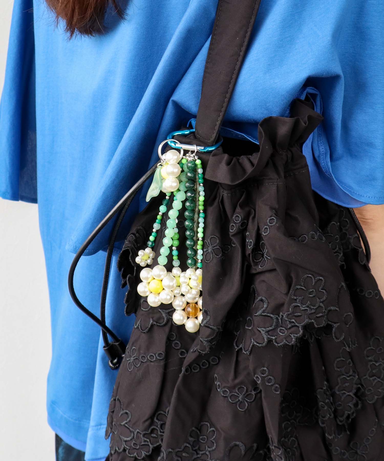 フラワービーズチャーム