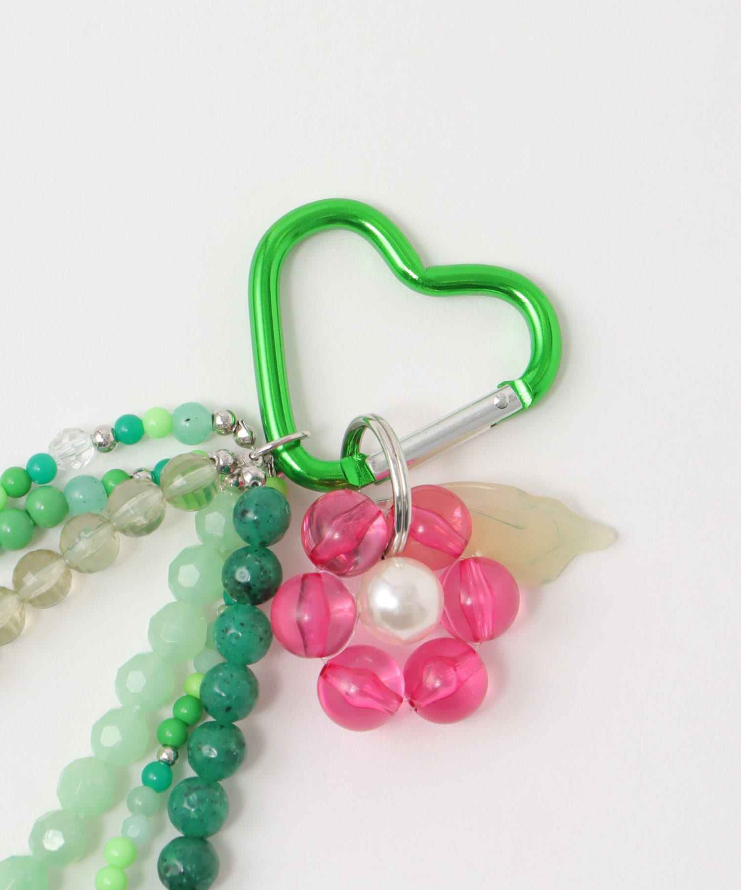 フラワービーズチャーム