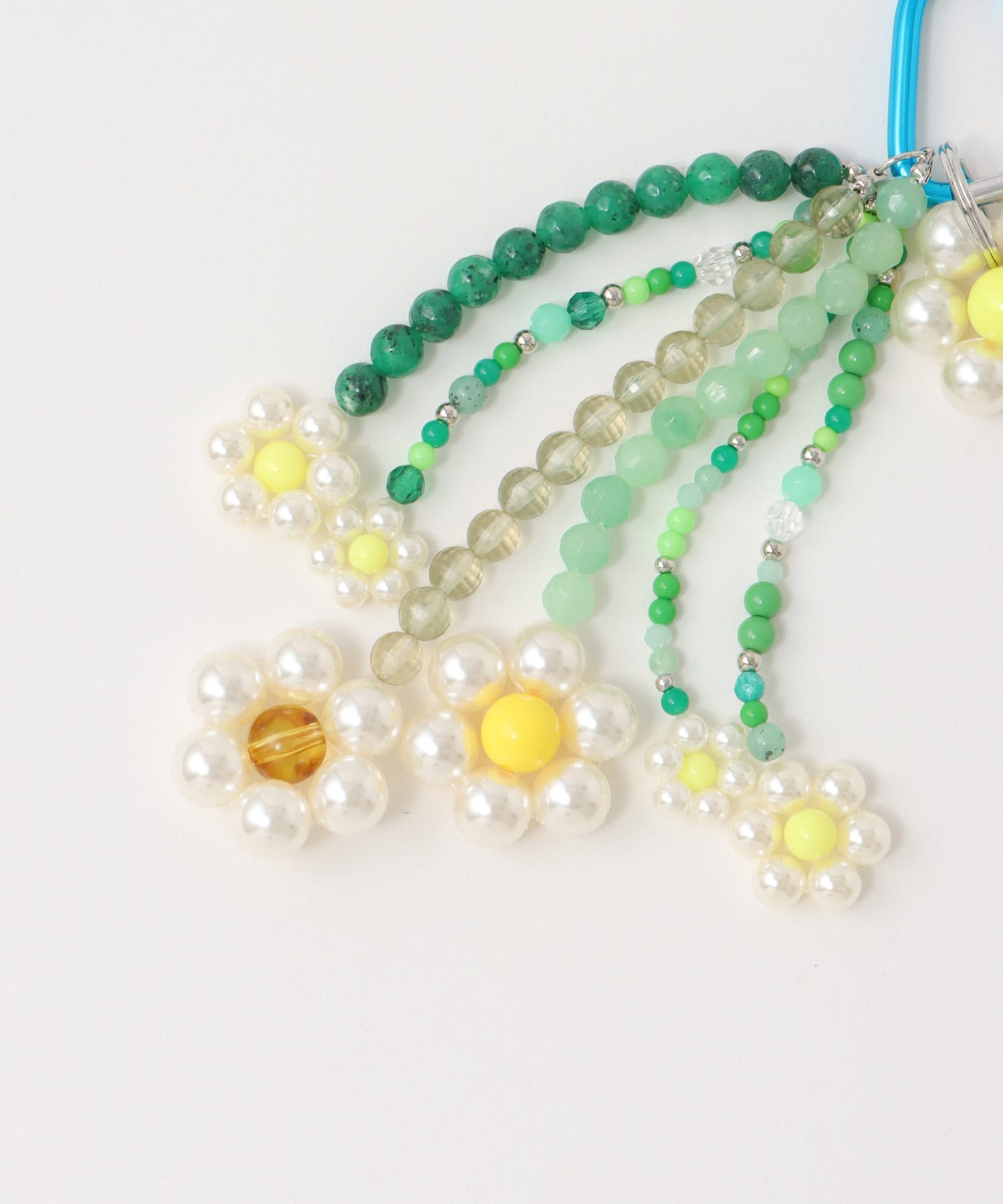 フラワービーズチャーム