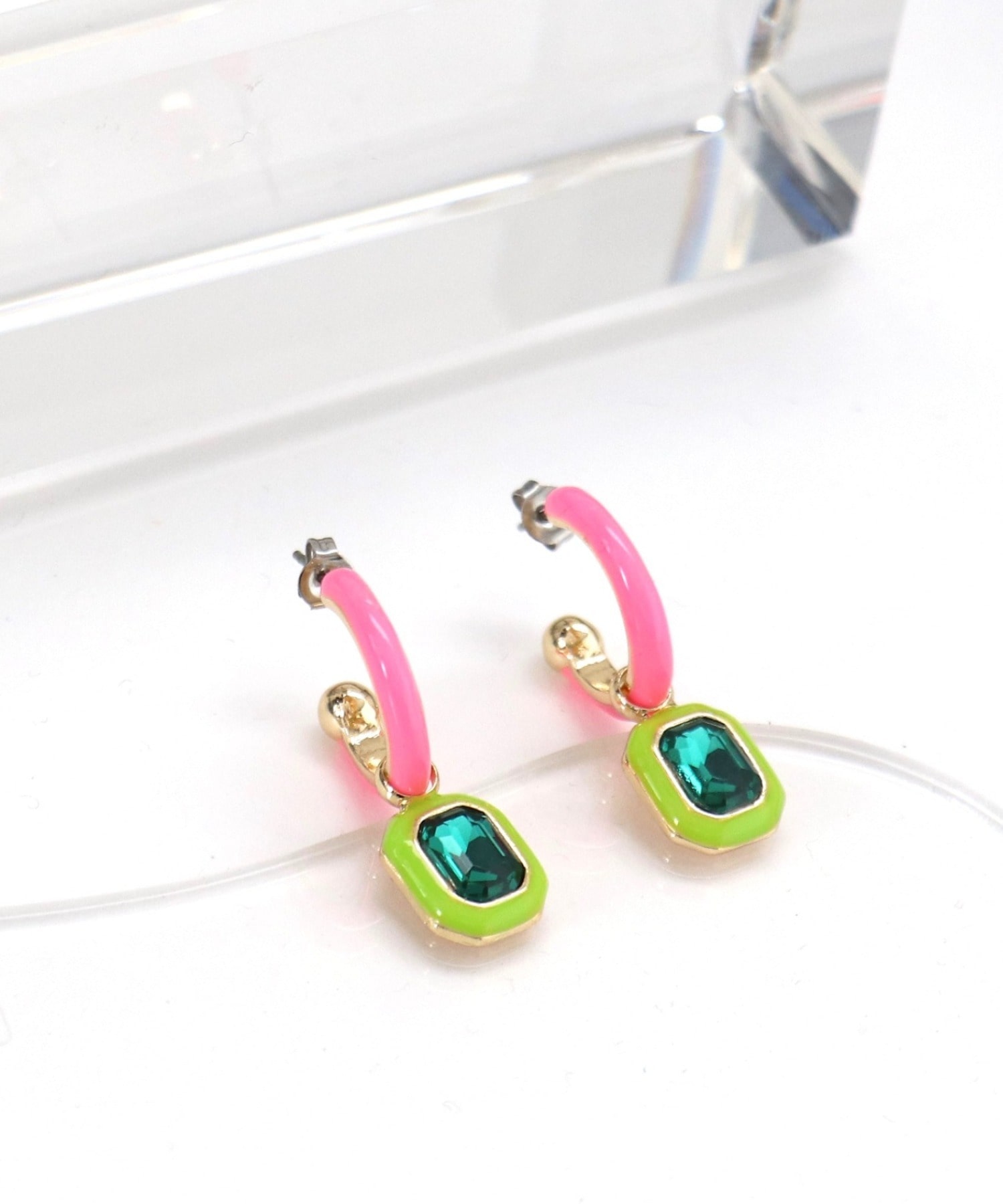 バイカラービジュピアス