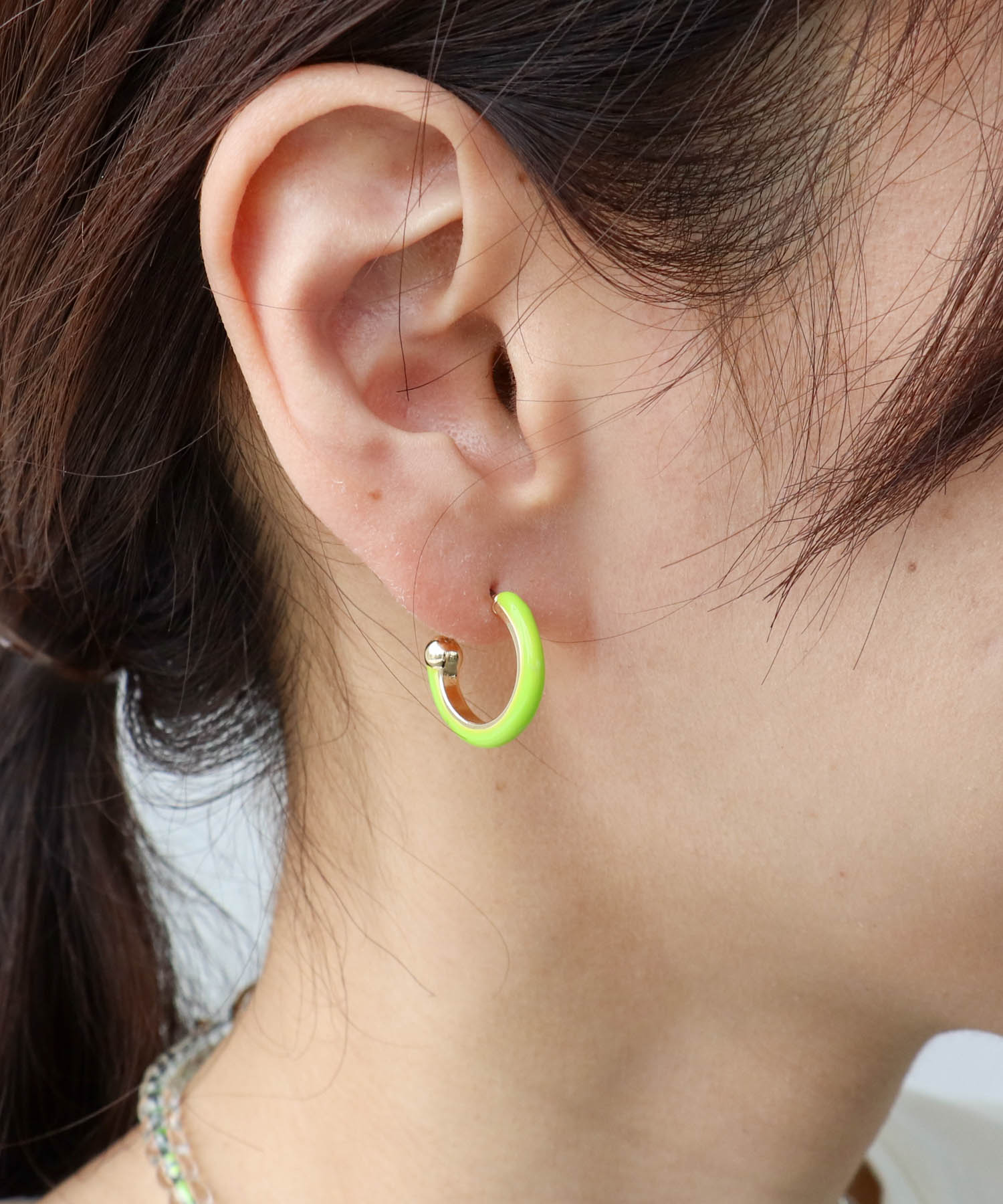 バイカラービジュピアス