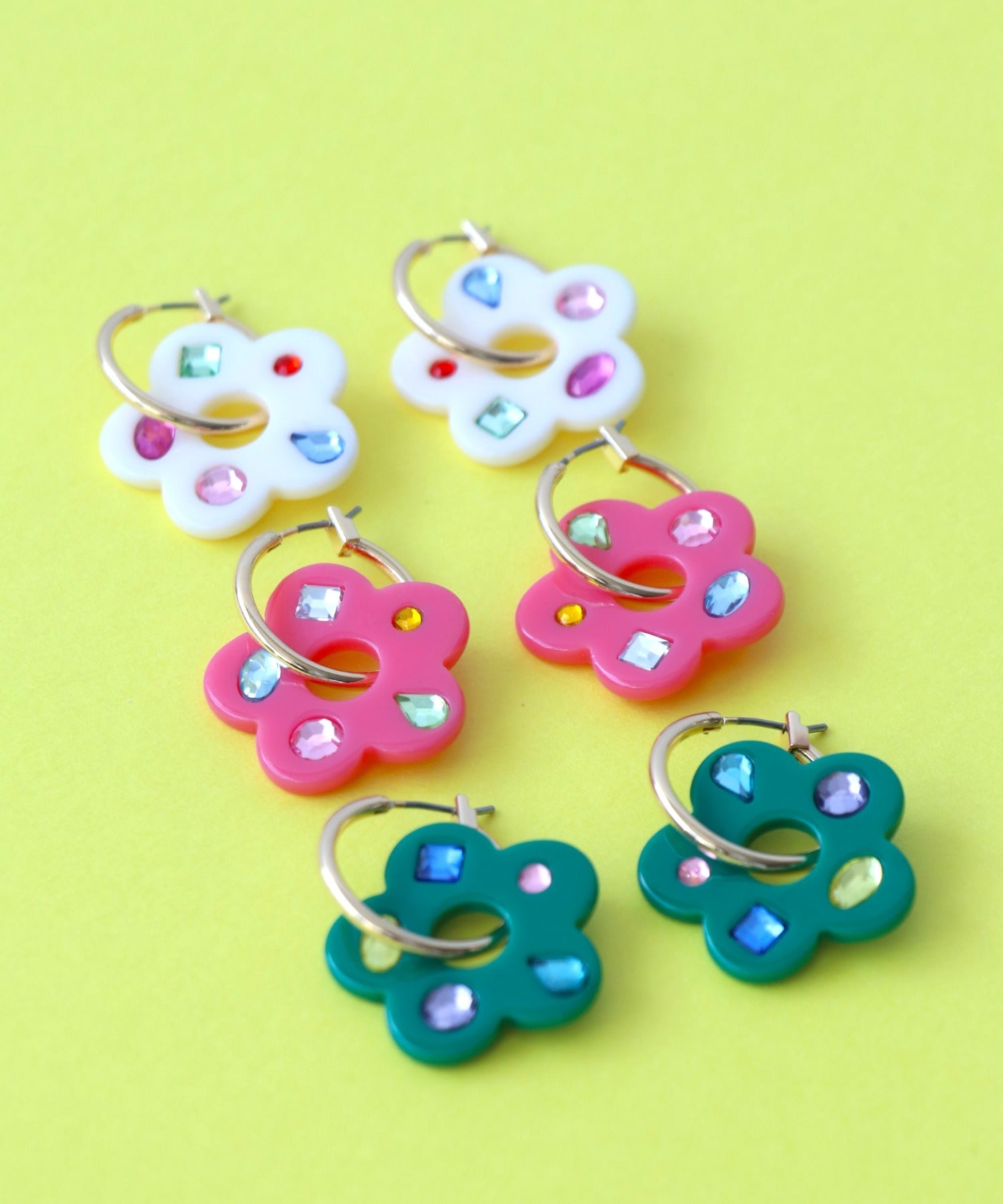 マルチビジュアクリルフラワーピアス