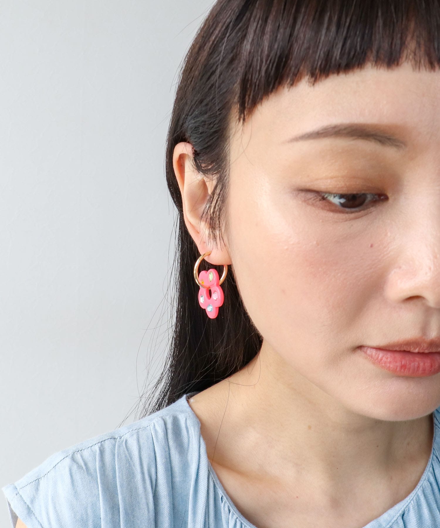 マルチビジュアクリルフラワーピアス