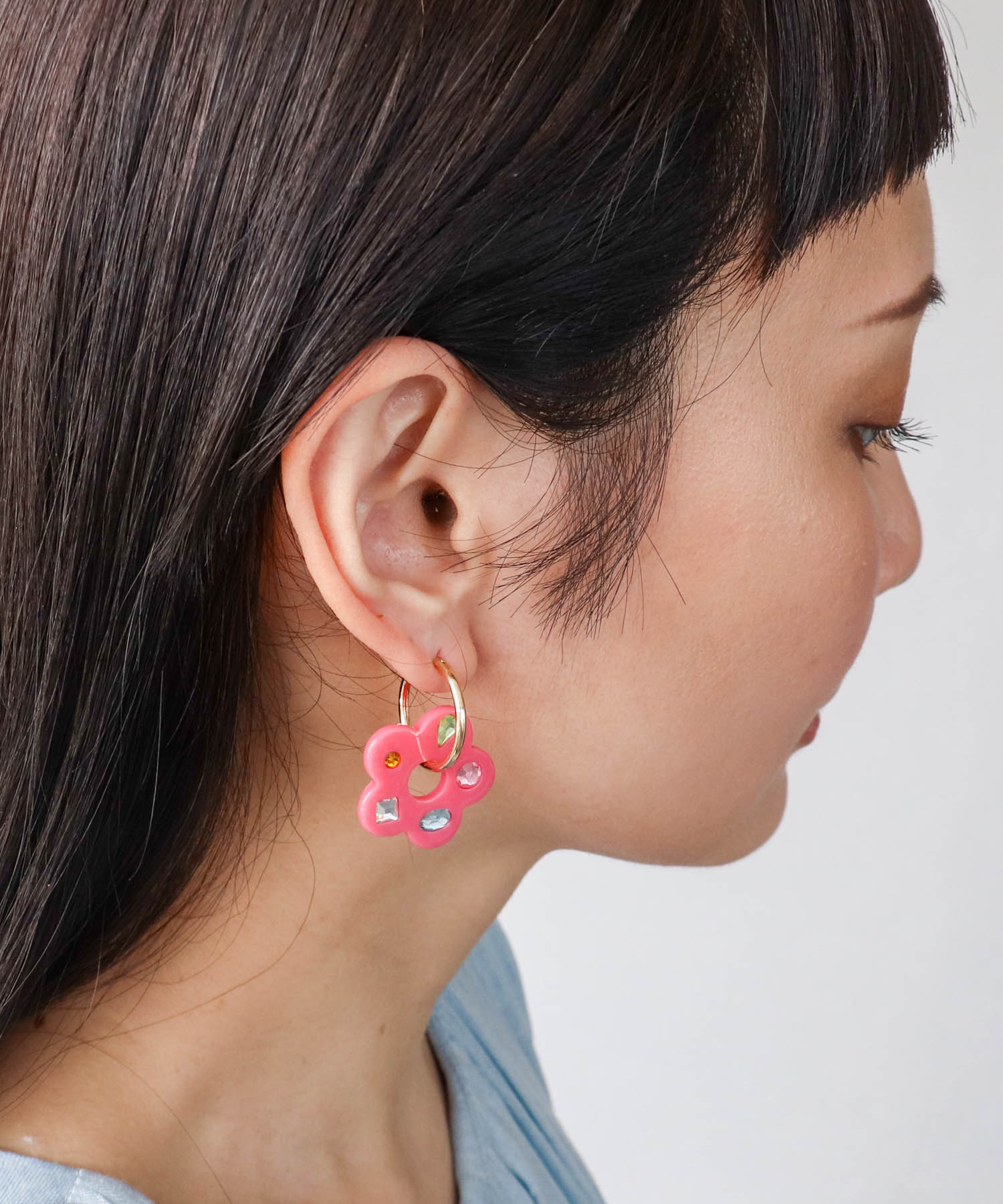 マルチビジュアクリルフラワーピアス