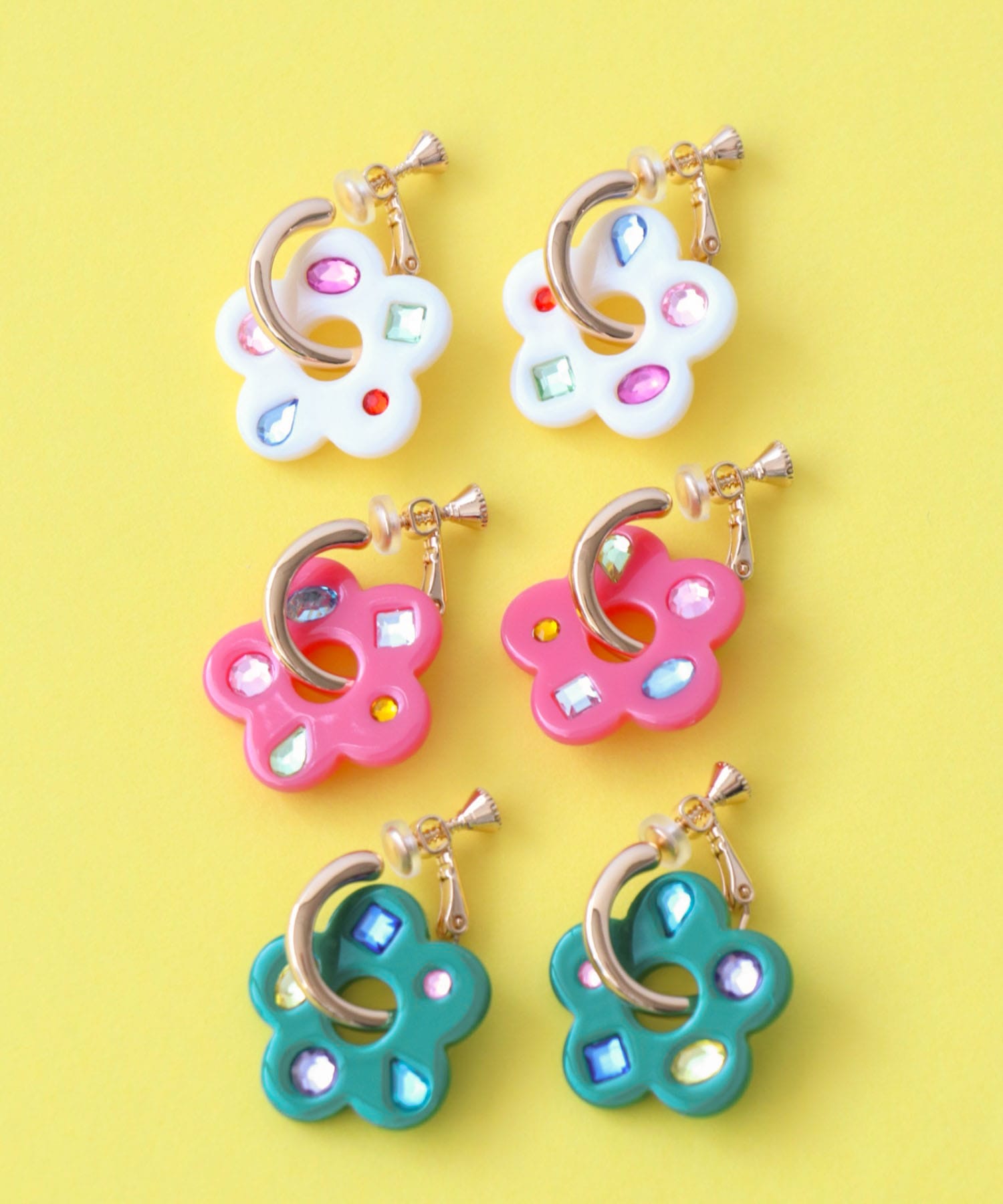 マルチビジュアクリルフラワーイヤリング