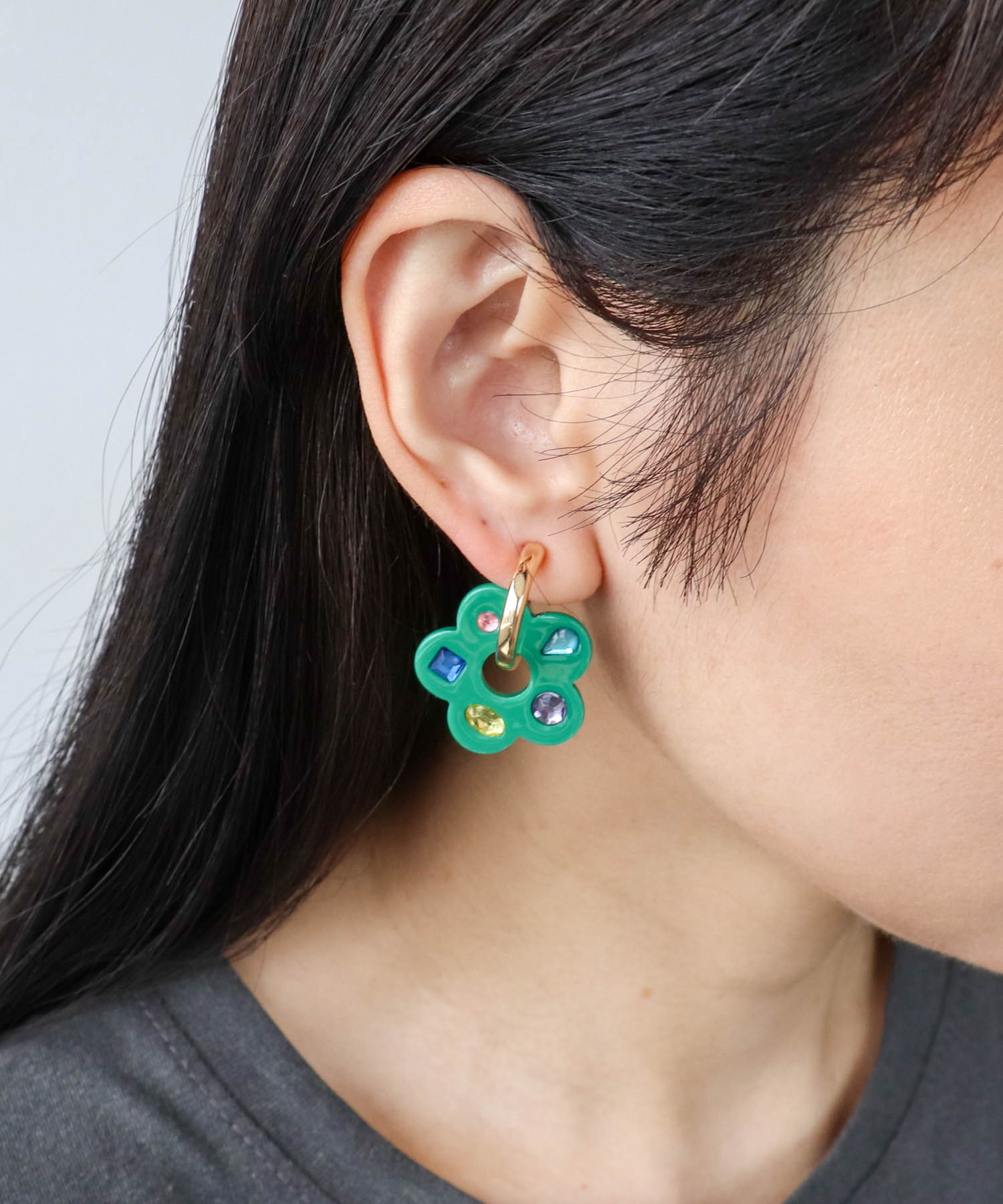 マルチビジュアクリルフラワーイヤリング