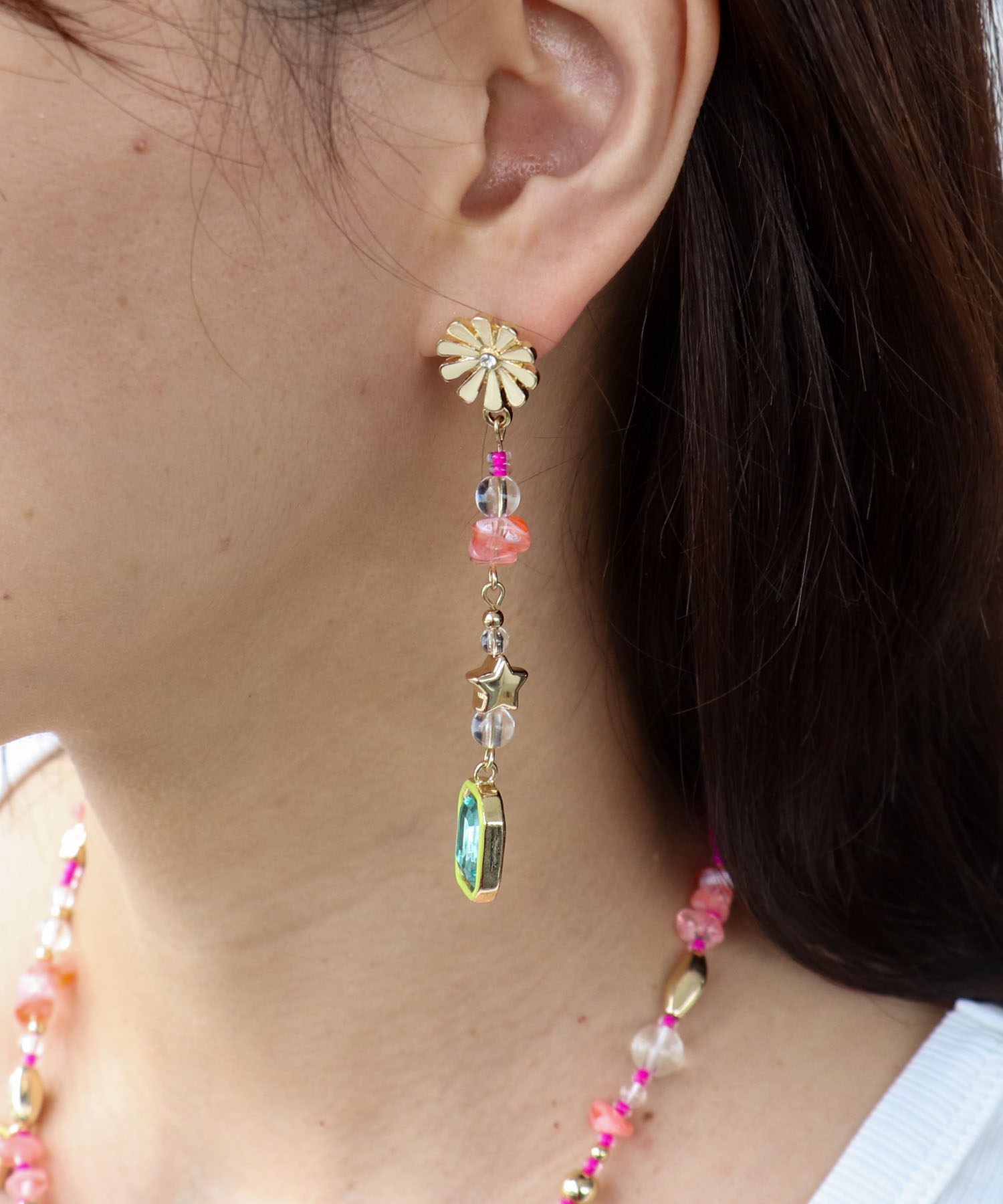 ビジュチャームアシメピアス