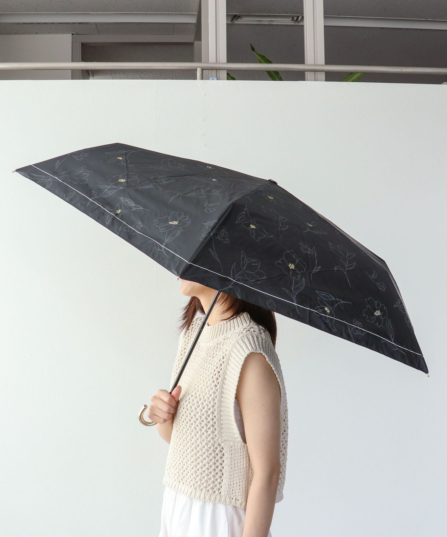 【Wpc.】≪晴雨兼用/遮光≫遮光フラワードローイング折傘