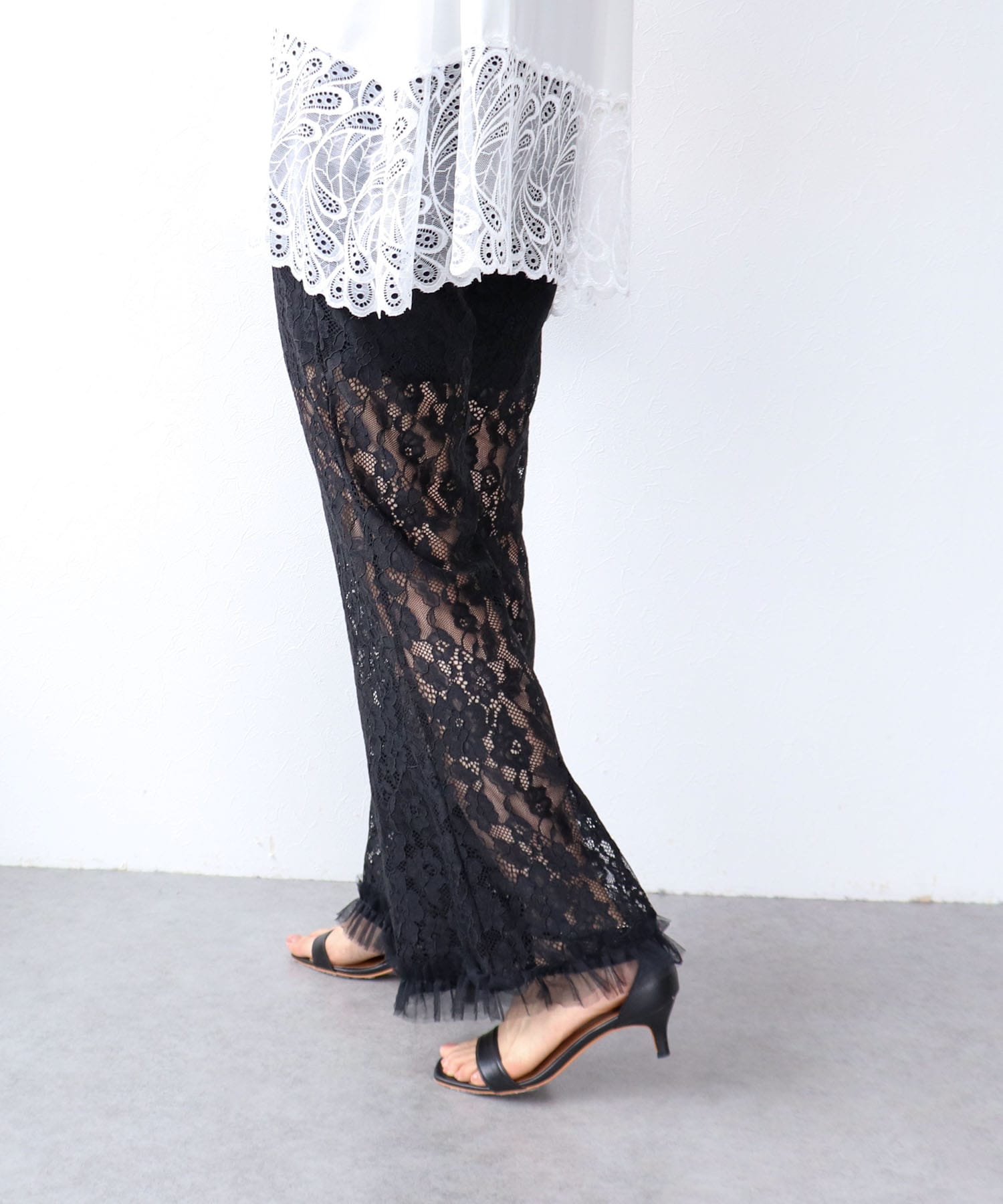 レースフレアパンツ