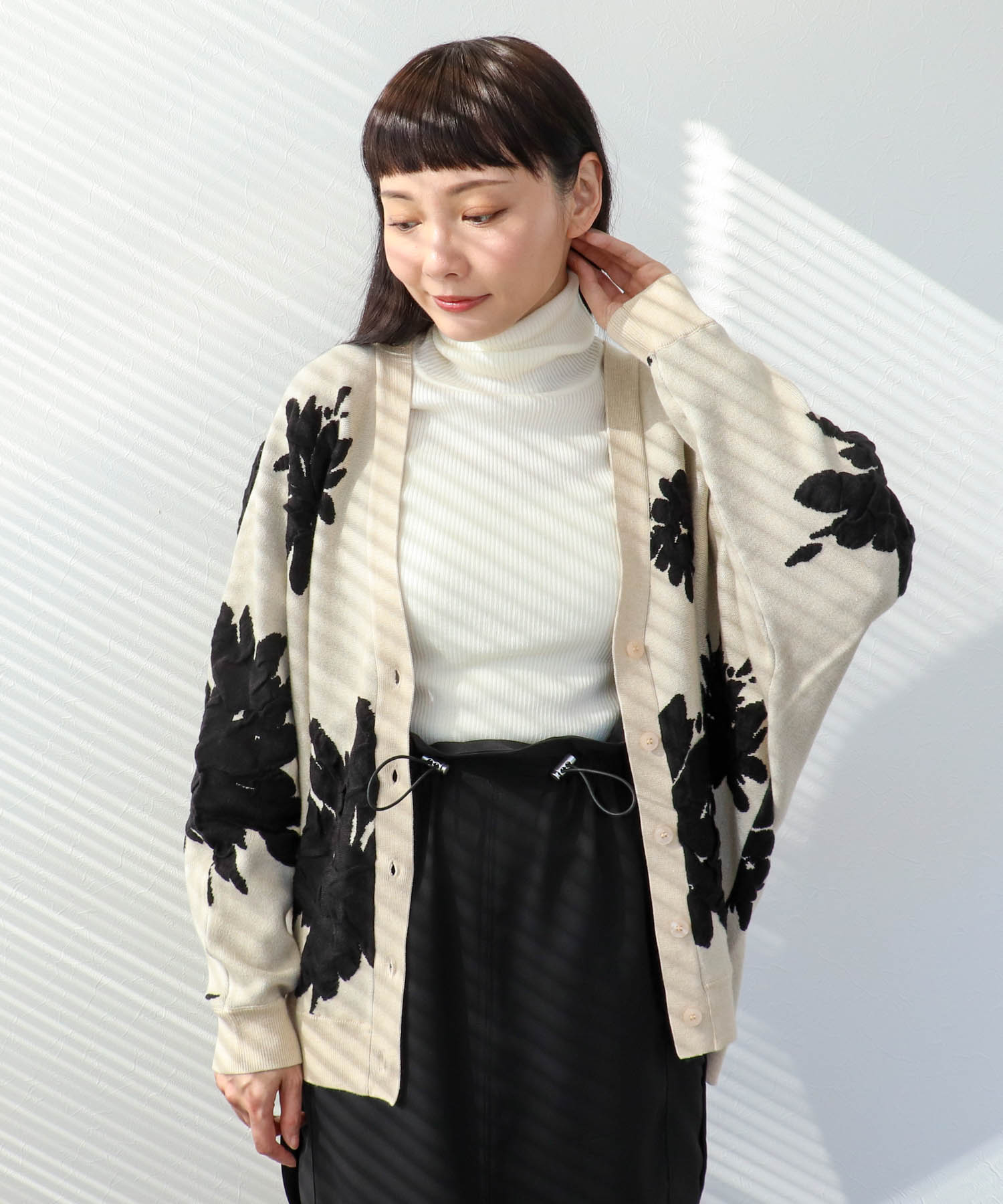 【NEWカラー登場】フラワージャガードドルマンカーディガン