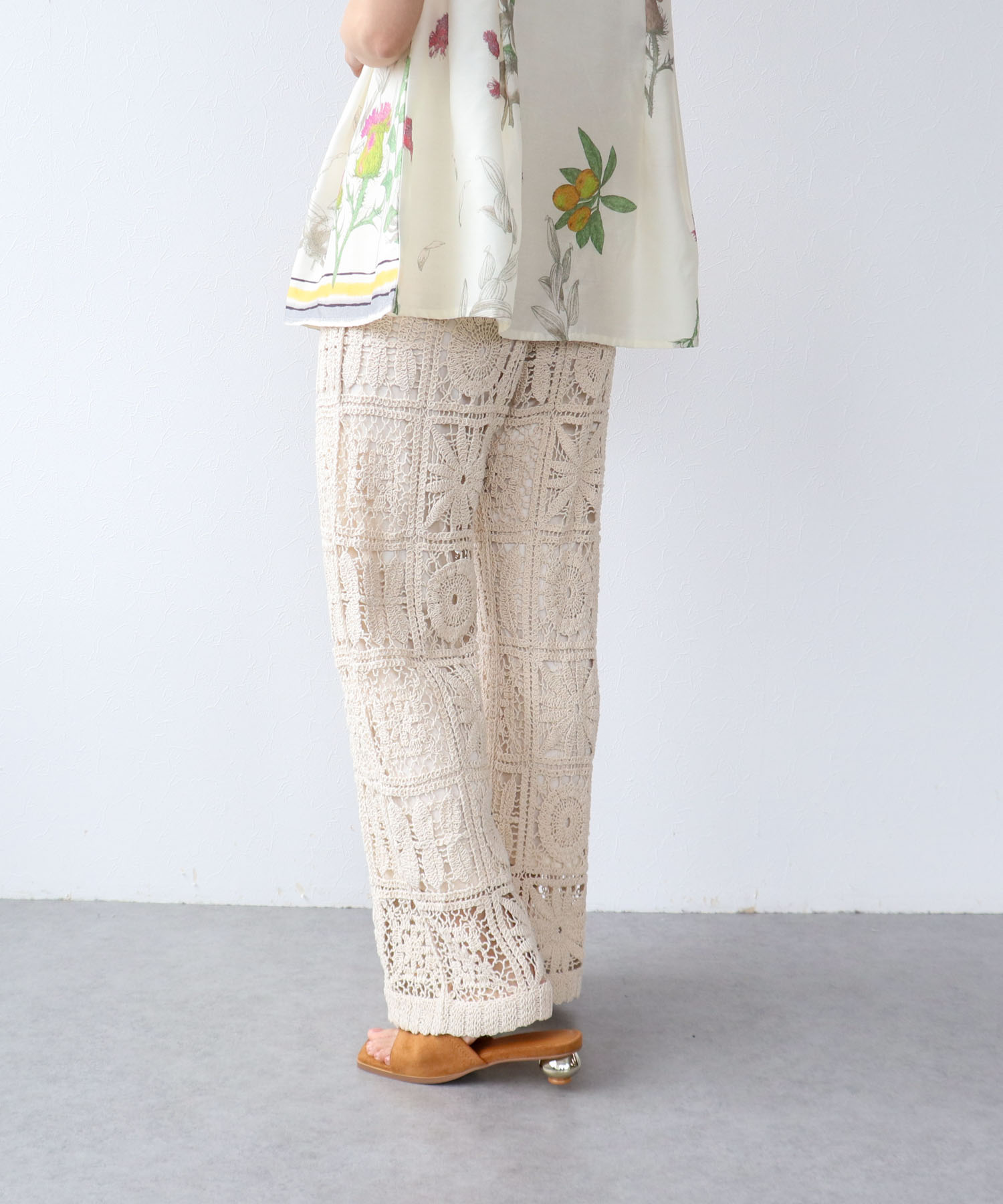 クロシェニットパンツ