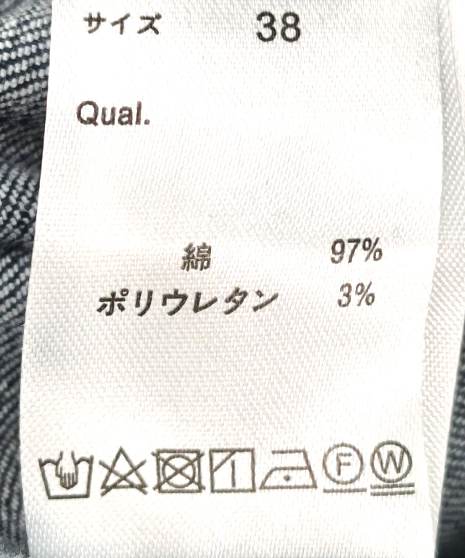 フロントZIPパンツ