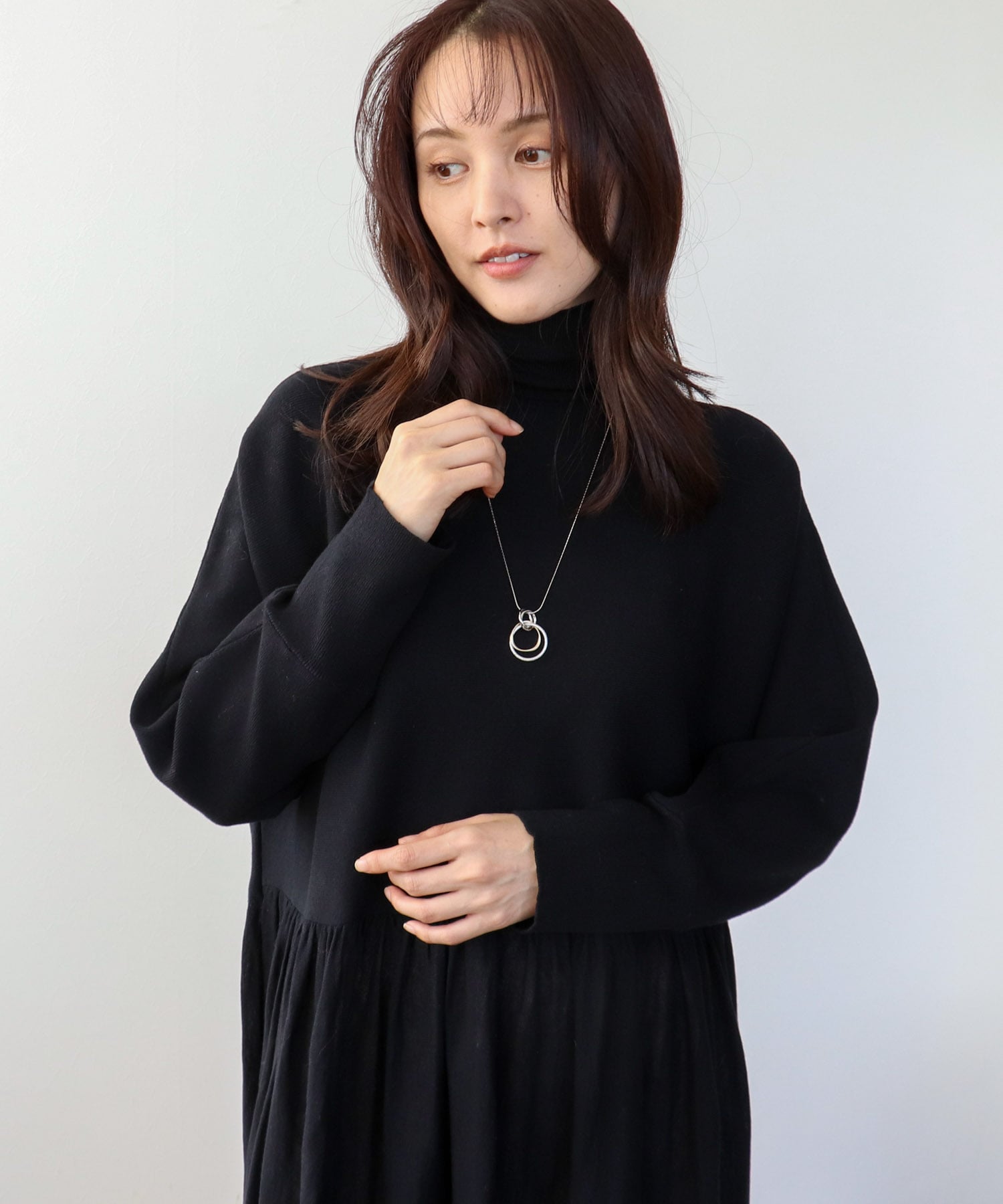 ギャザーニットワンピース