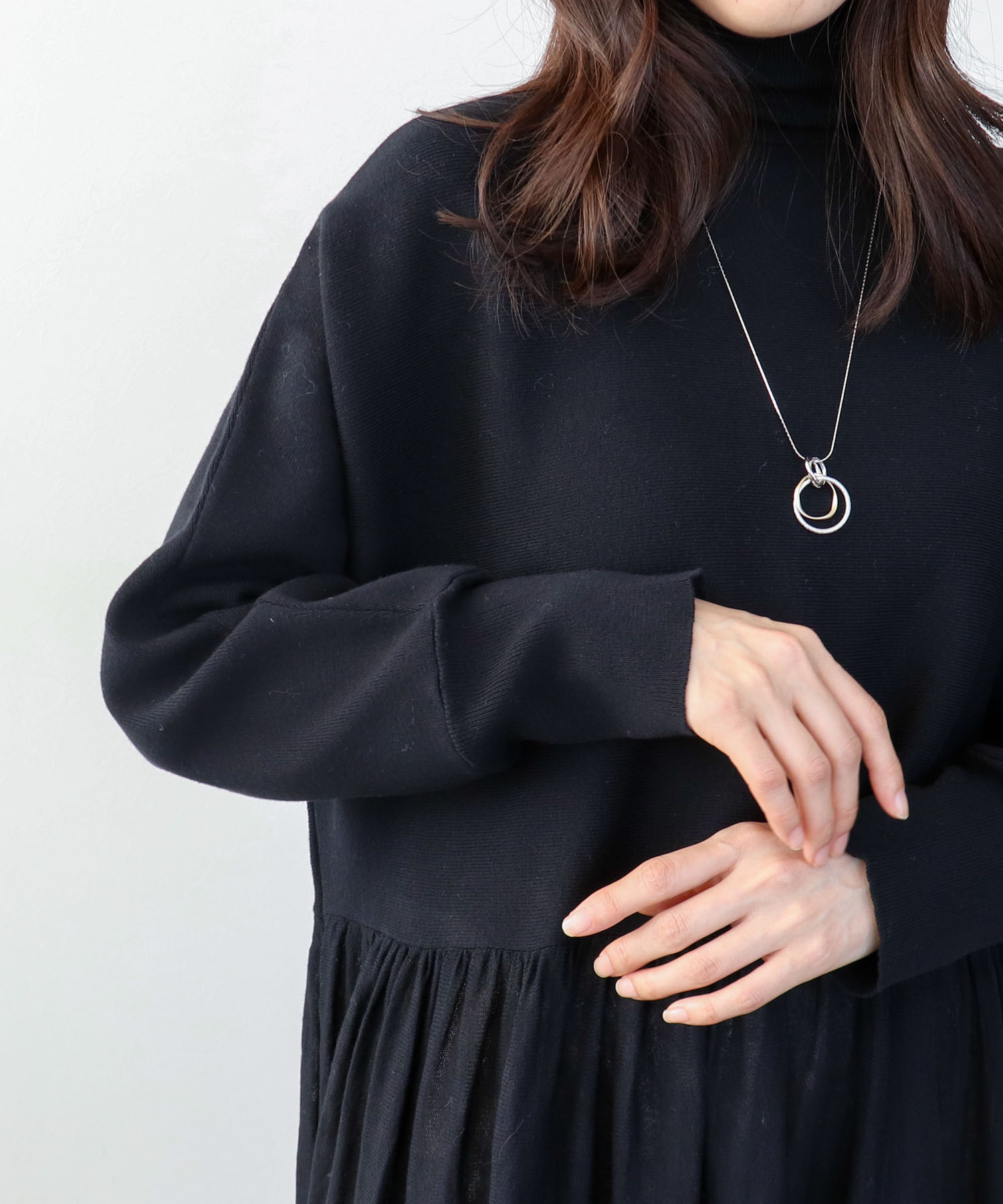 ギャザーニットワンピース