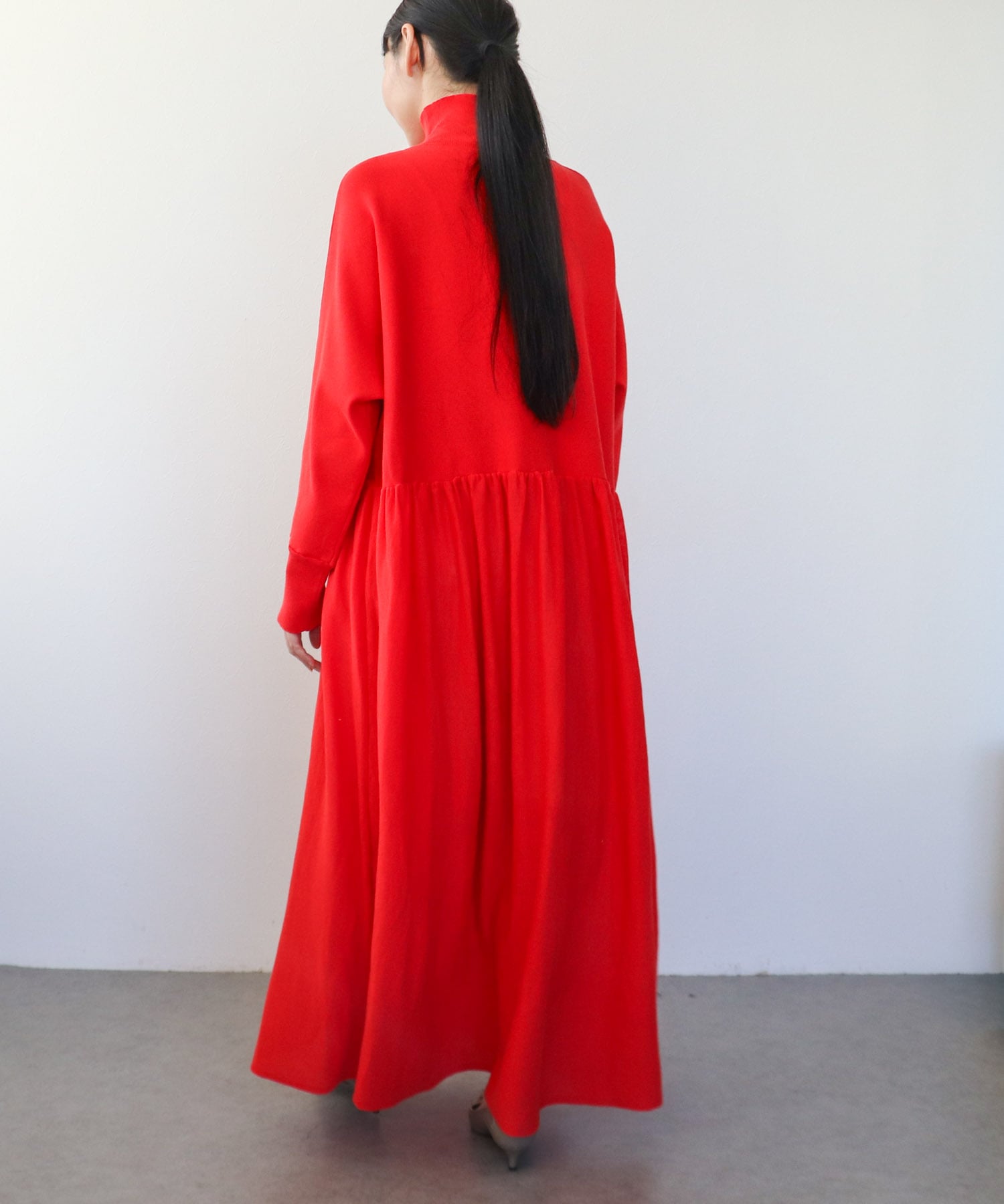 ギャザーニットワンピース