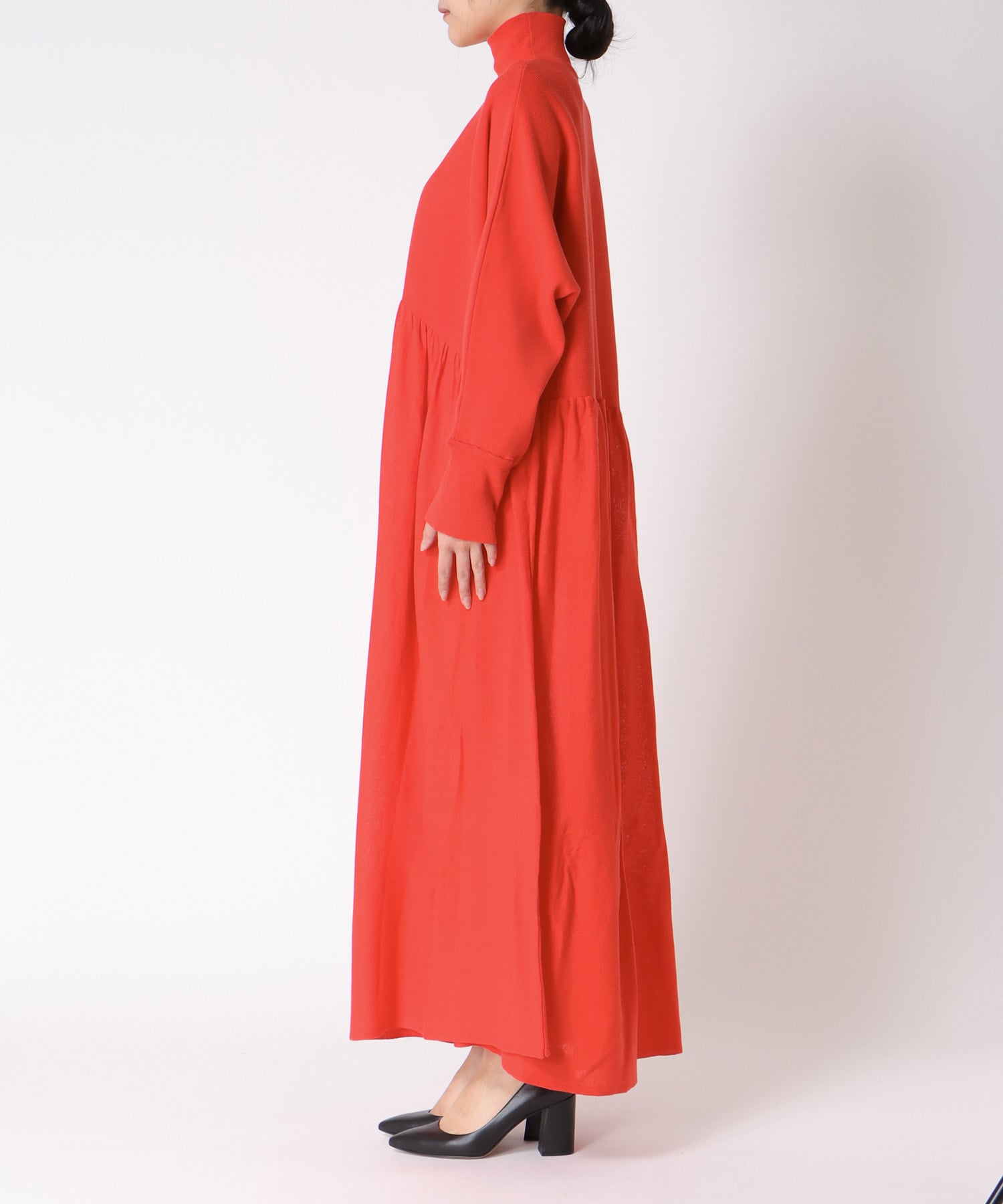 ギャザーニットワンピース