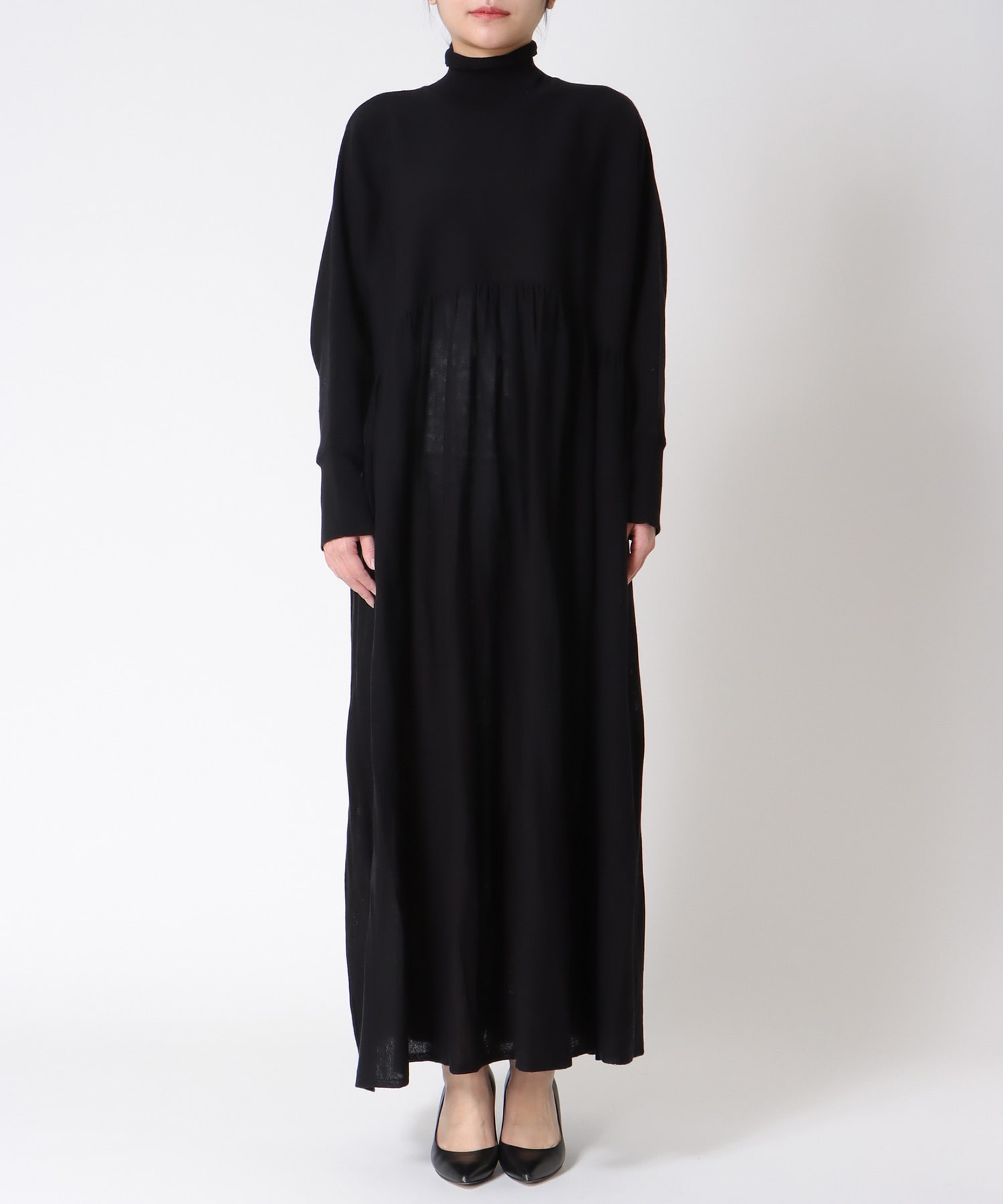 ギャザーニットワンピース