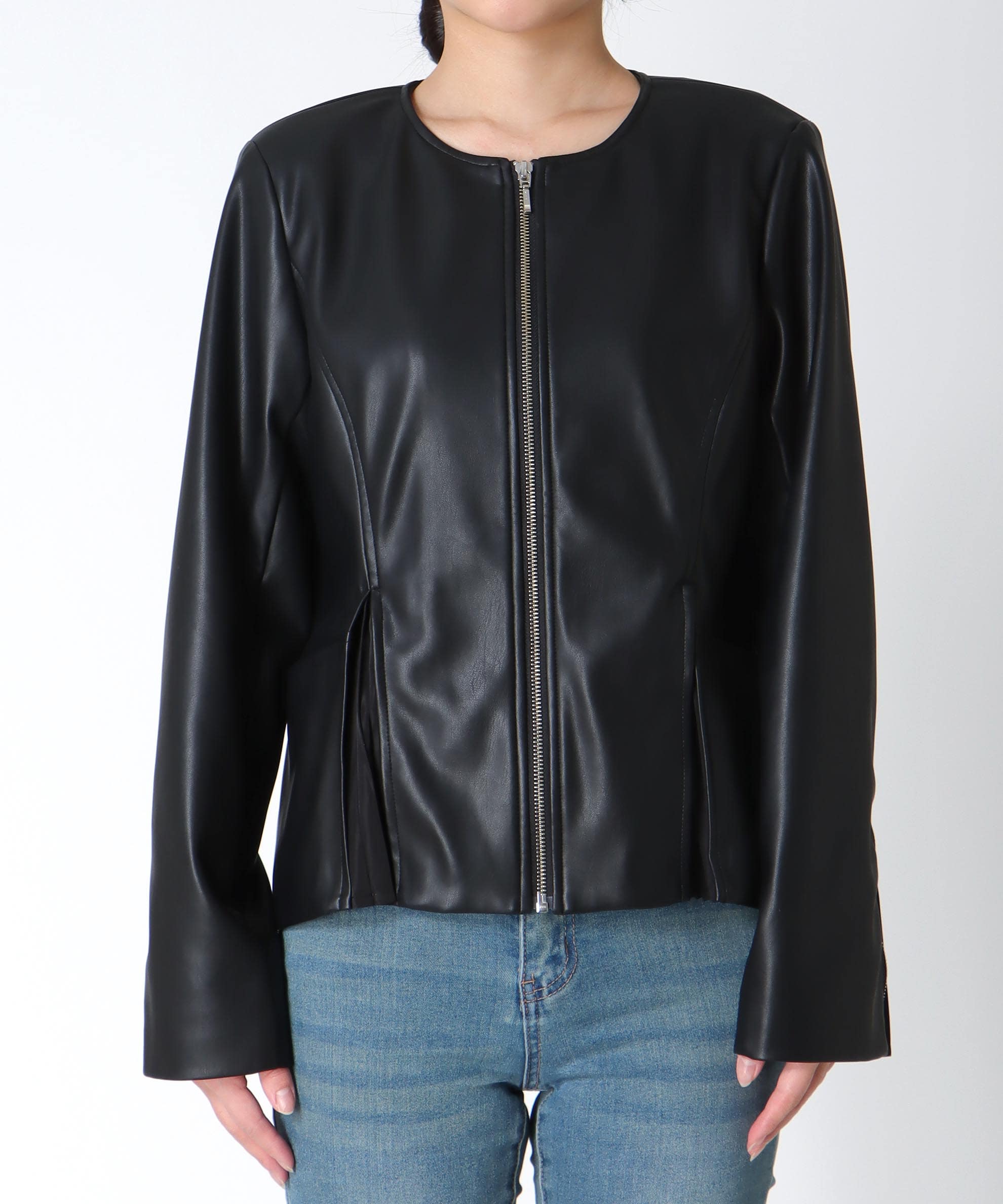 ペプラムフェイクレザージャケット