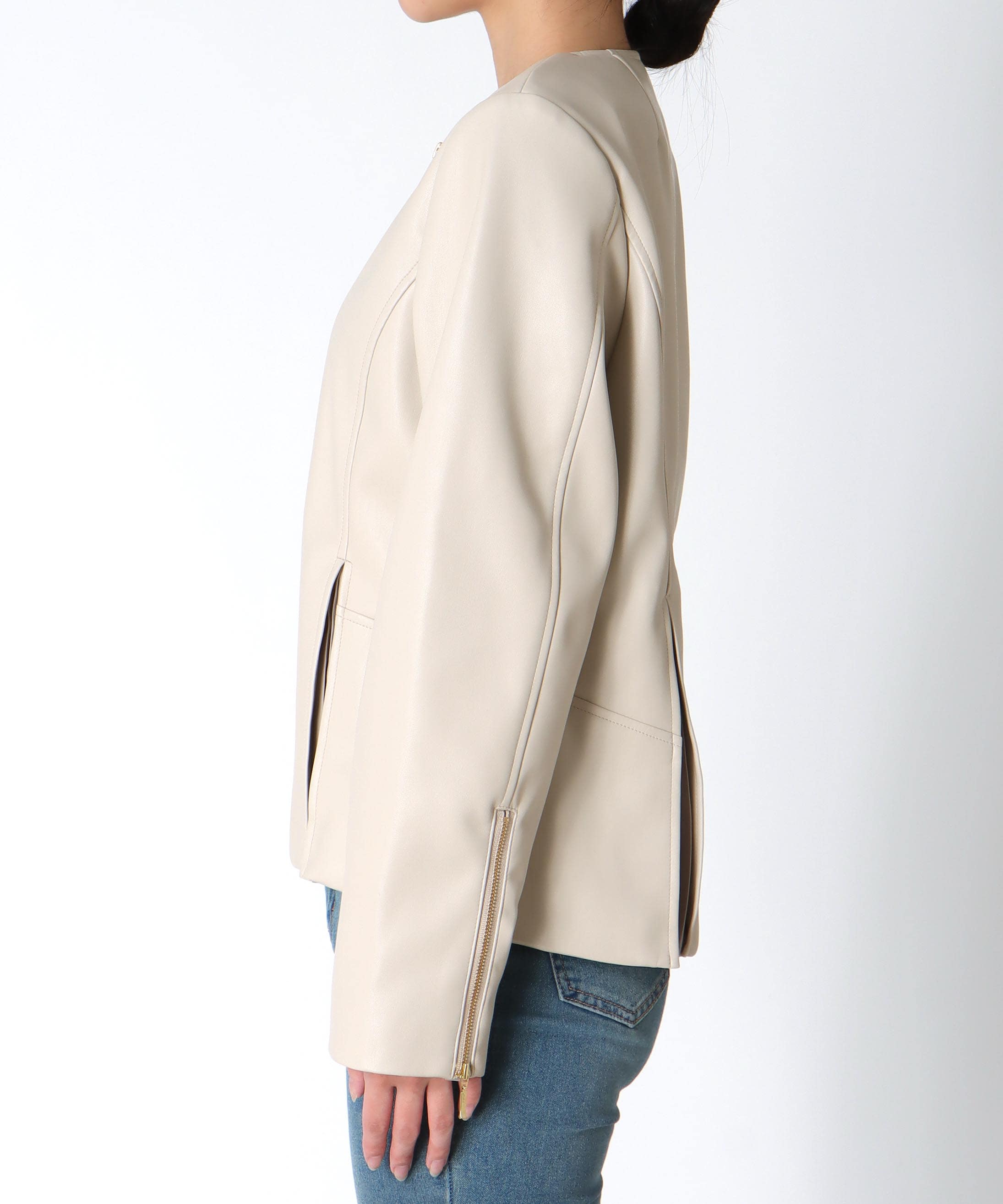 ペプラムフェイクレザージャケット