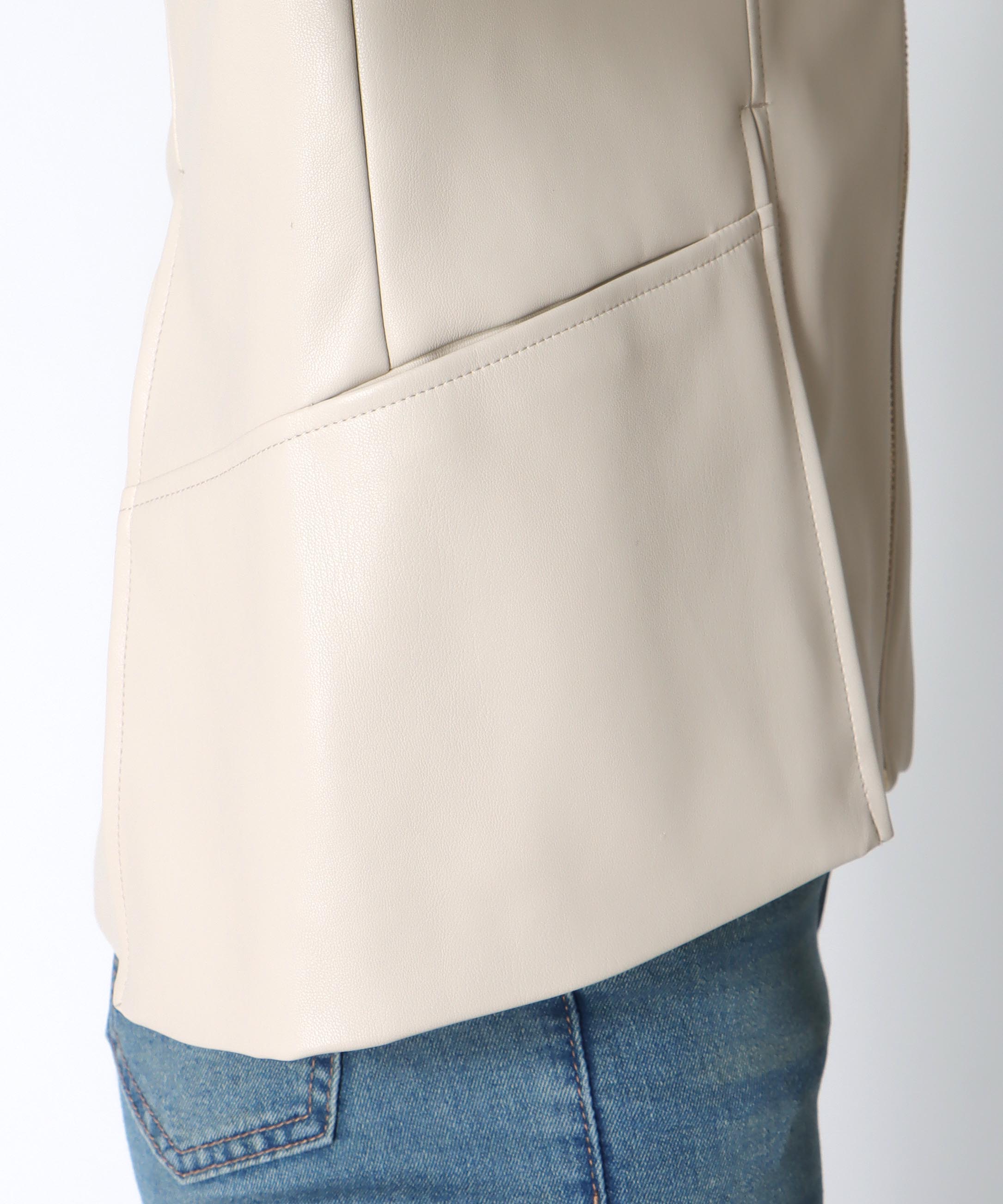 ペプラムフェイクレザージャケット