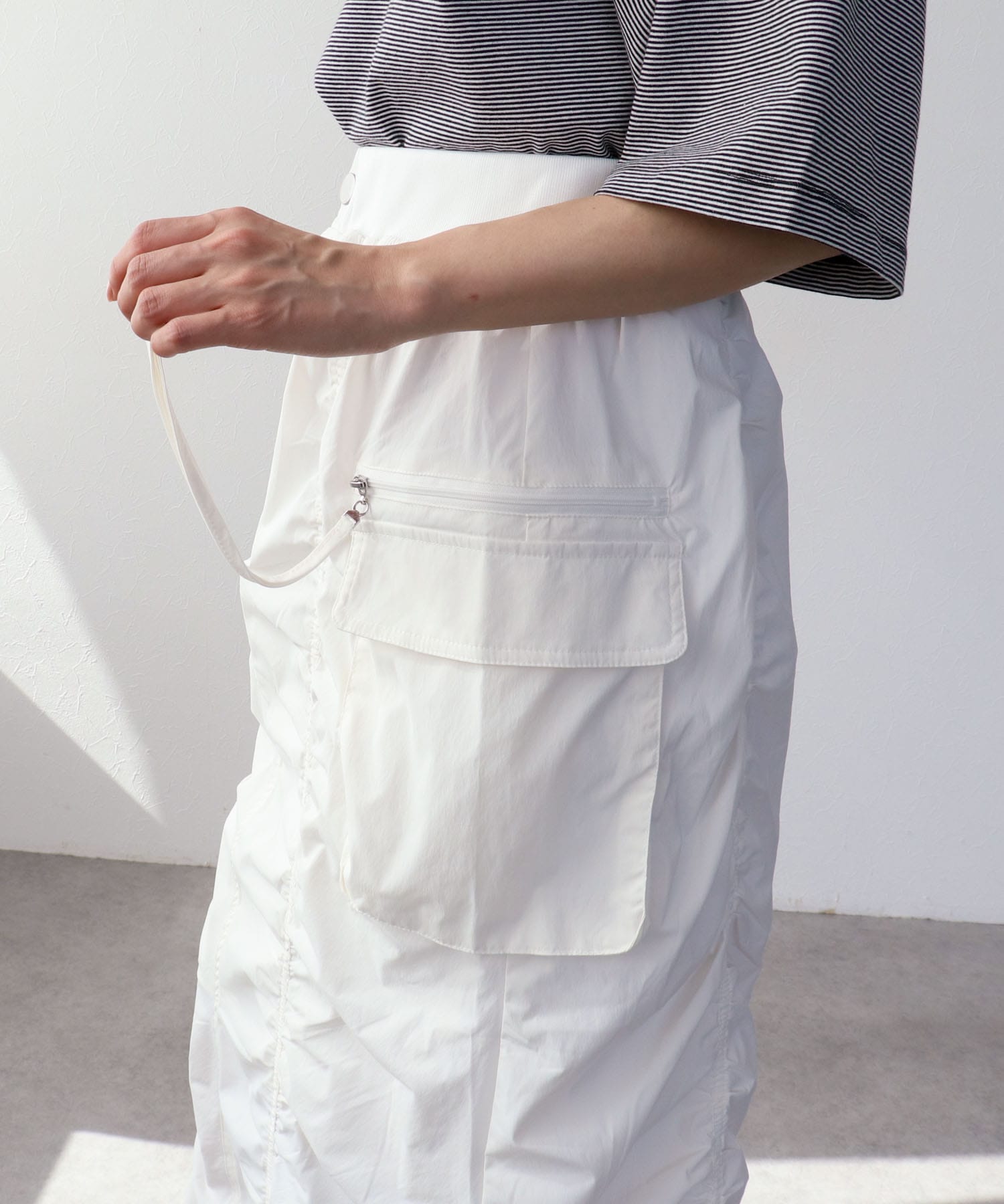 シャーリングミリタリースカート