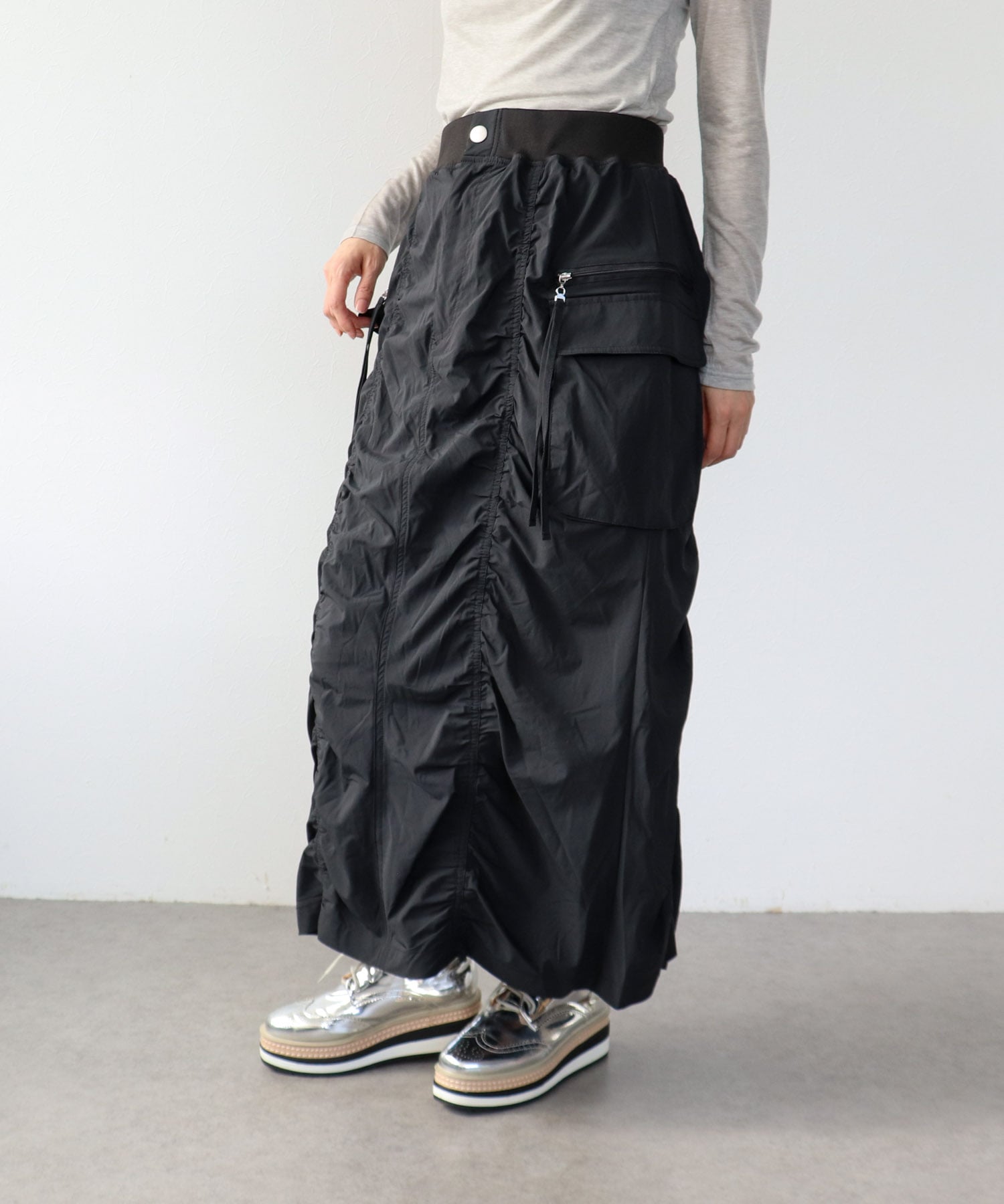 シャーリングミリタリースカート