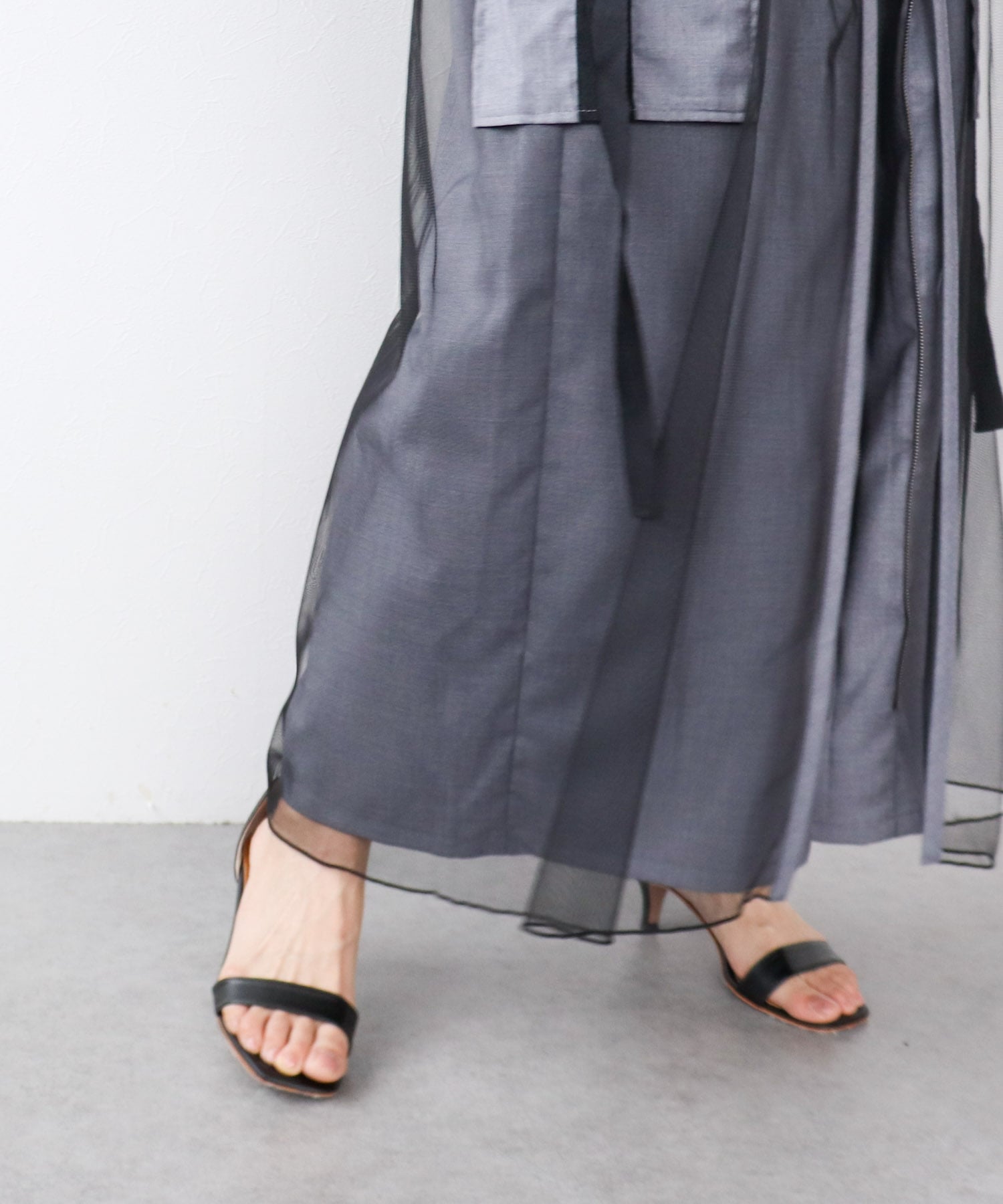 チュールドッキングフロントZIPパンツ