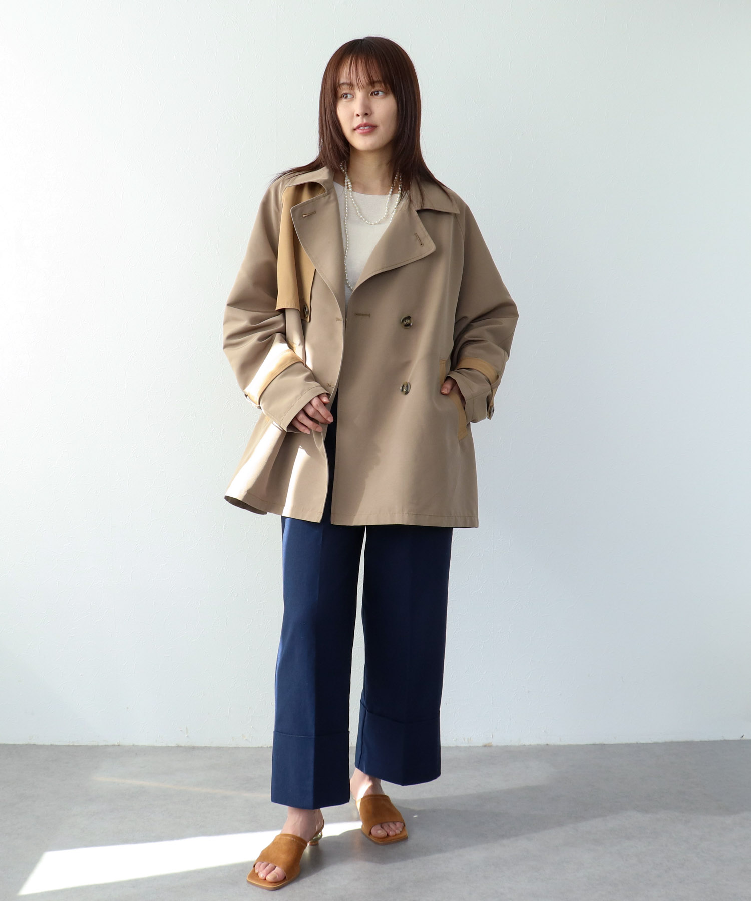 【2/26(木)12時予約開始】バイカラーショートトレンチコート
