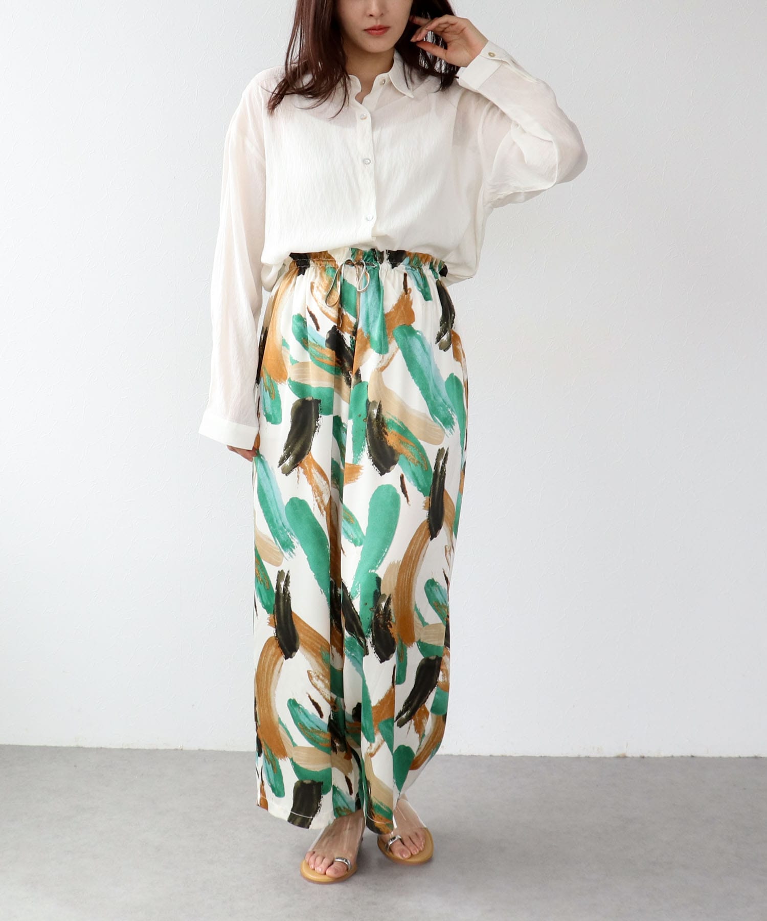 ペインティング柄リラックスパンツ