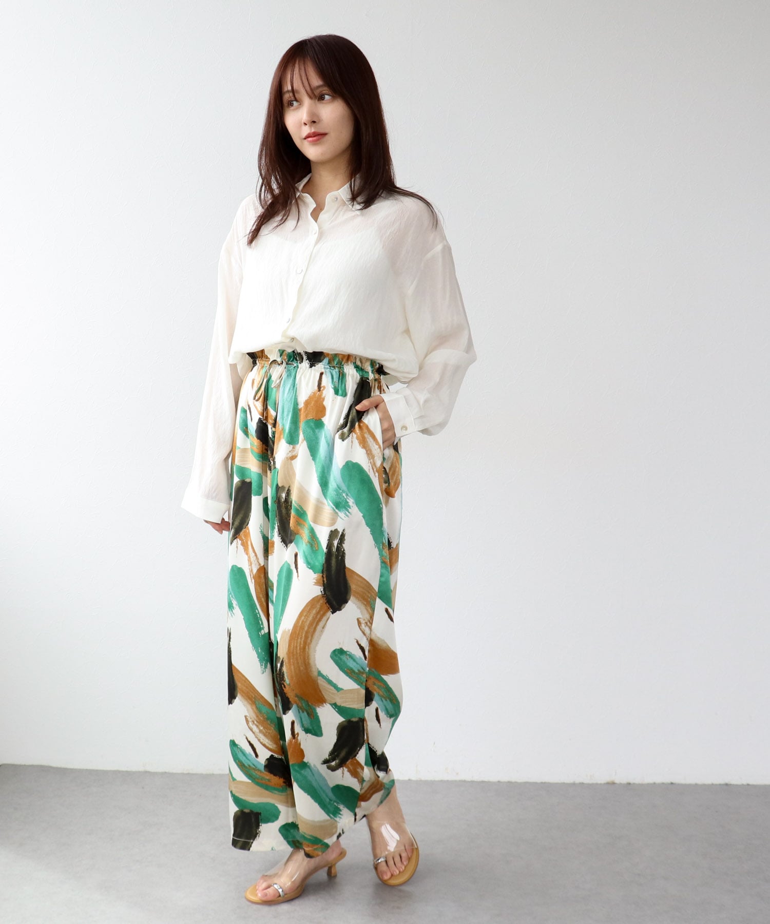 ペインティング柄リラックスパンツ
