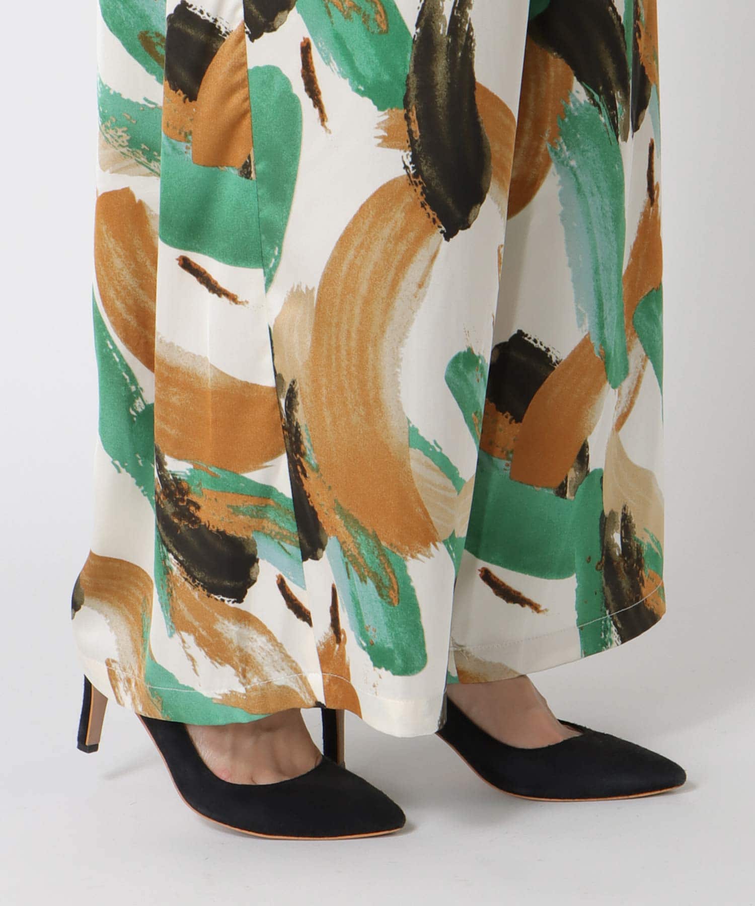 ペインティング柄リラックスパンツ