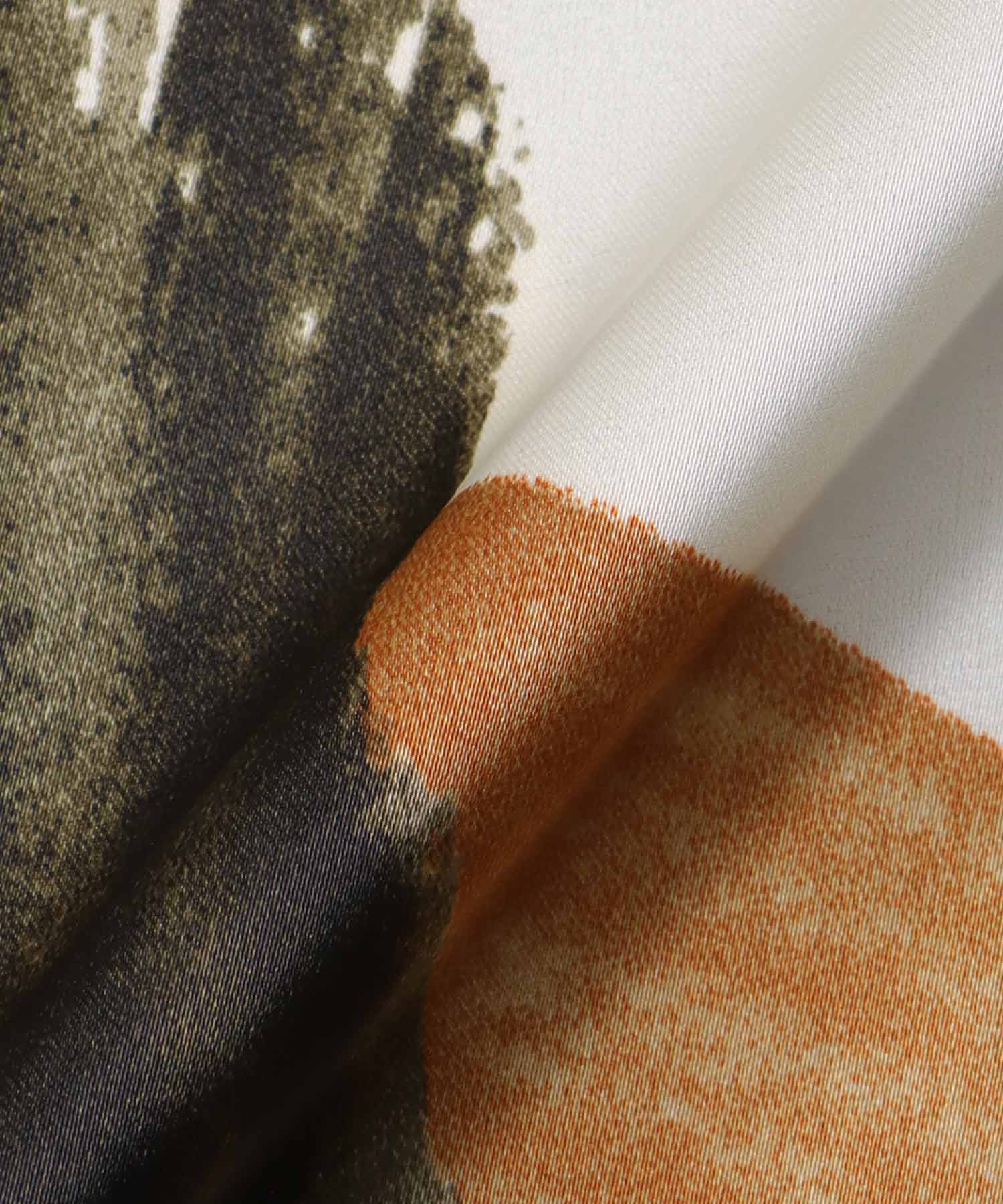 ペインティング柄リラックスパンツ