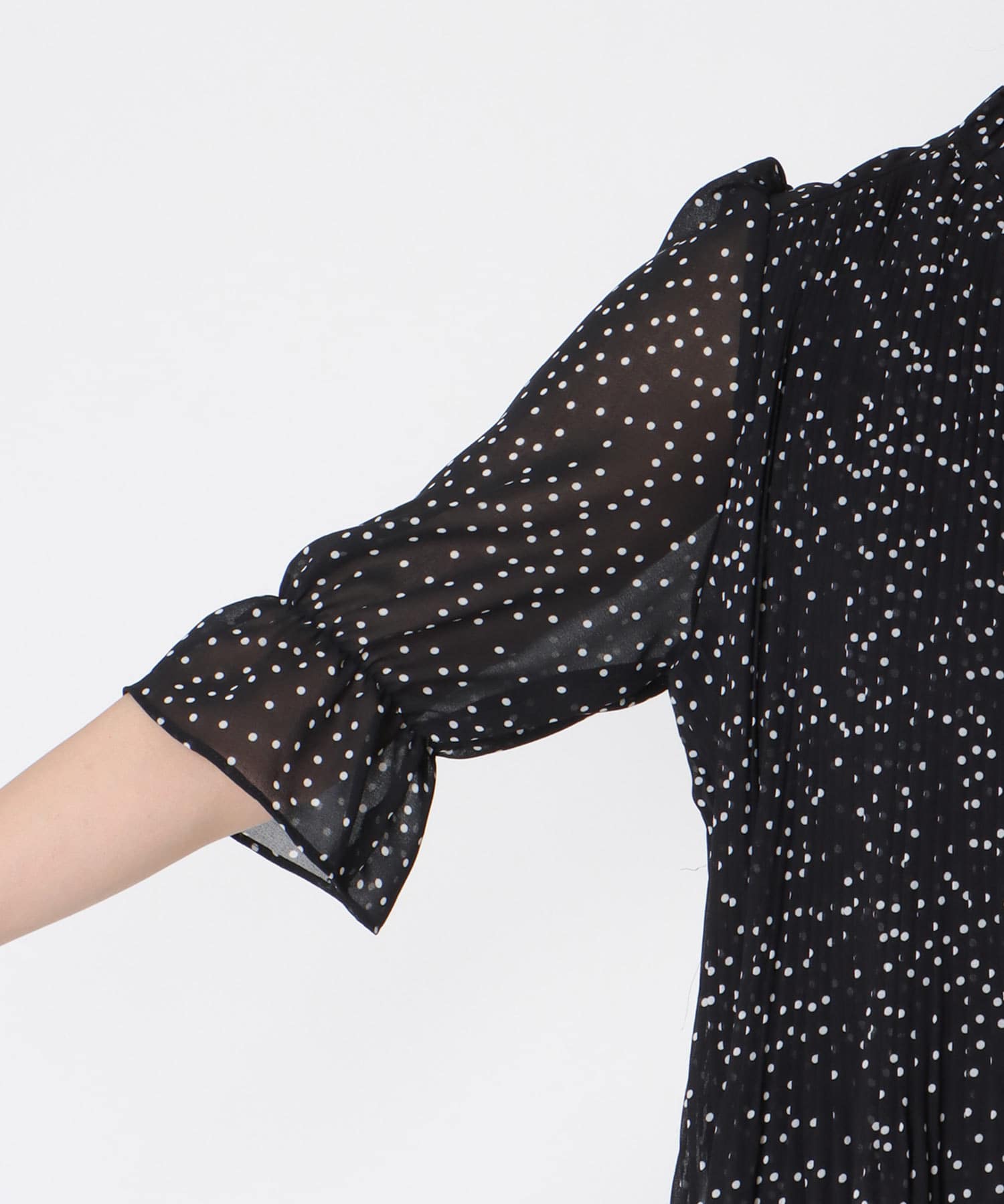 2WAYハーフスリーブブラウス