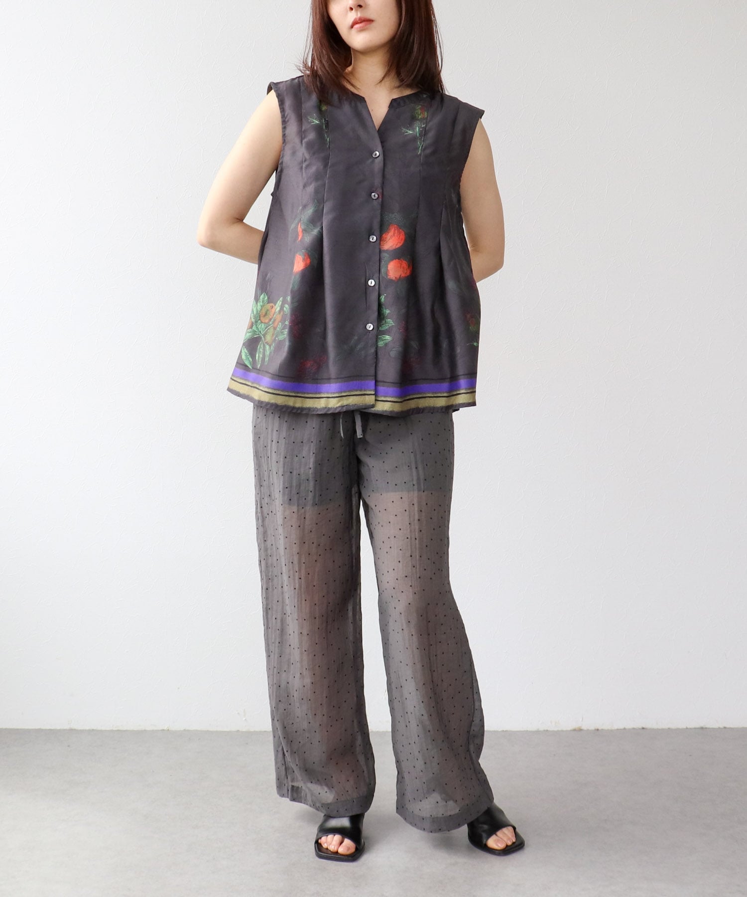 ウエストフリルドットパンツ