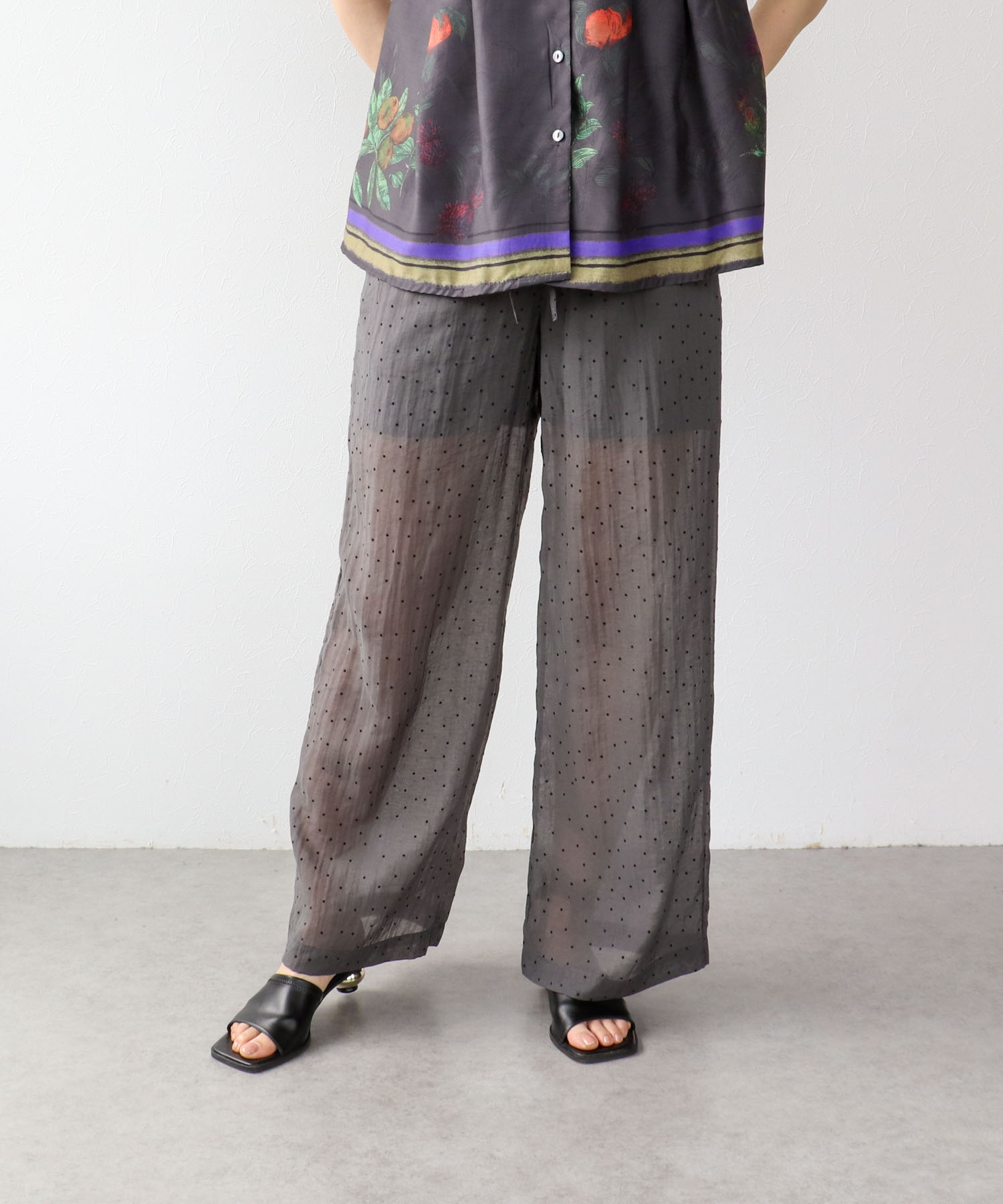 ウエストフリルドットパンツ