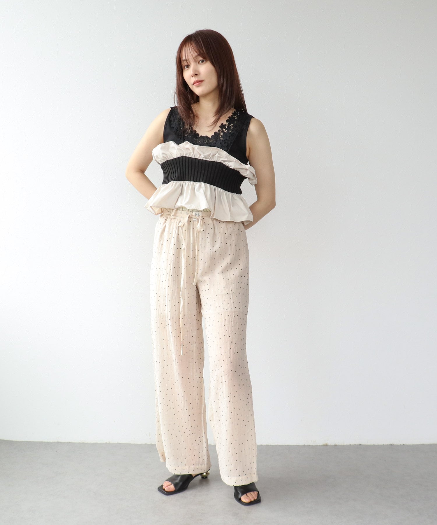 ウエストフリルドットパンツ