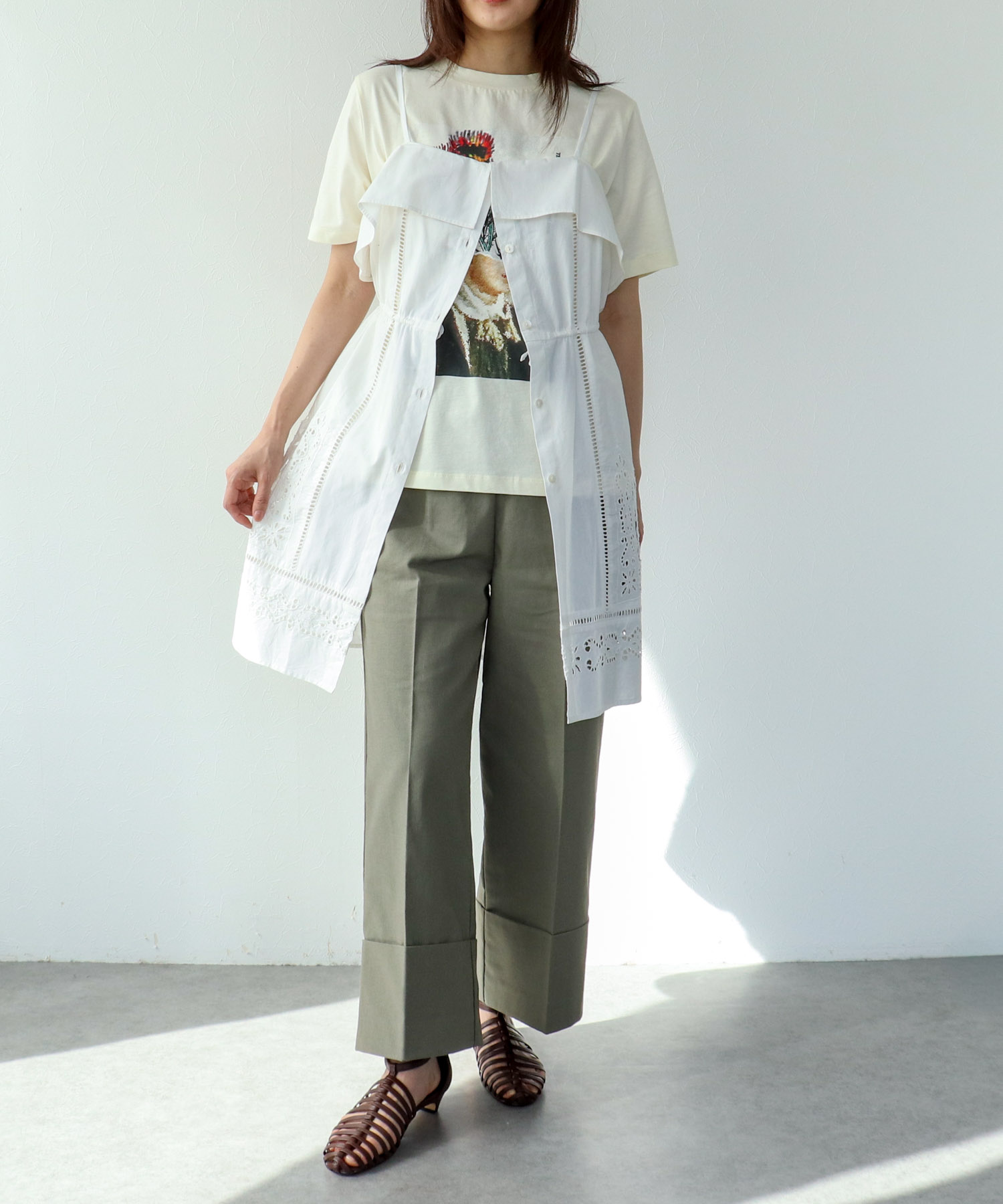 【2/26(木)12時予約開始】カットワーク刺繍キャミワンピース