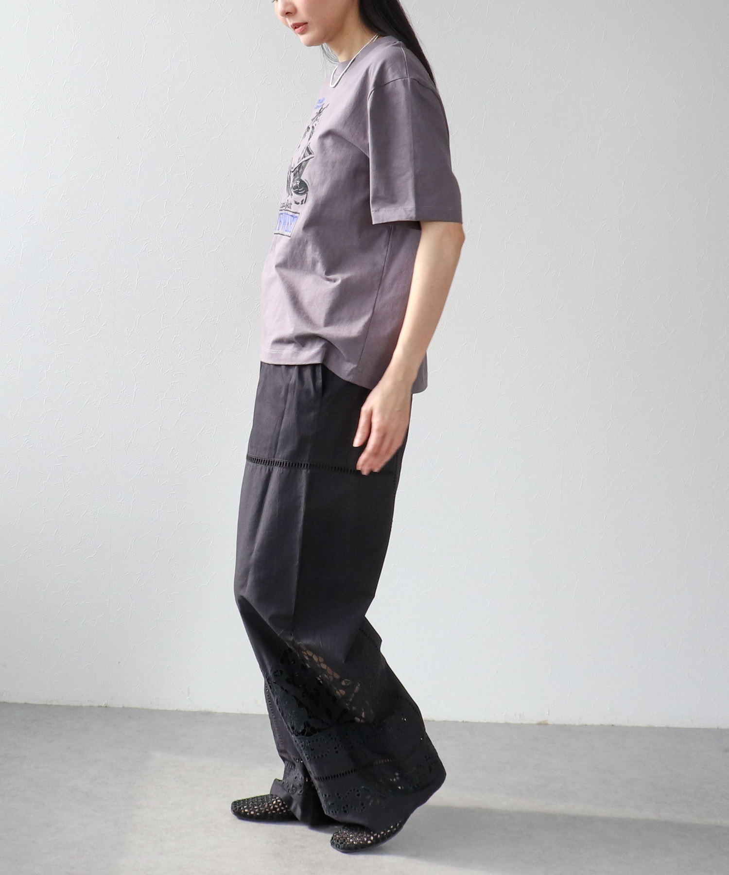 【2/26(木)12時予約開始】カットワーク刺繍パンツ