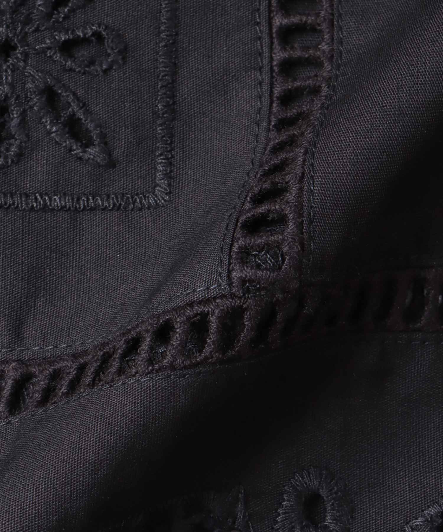 【2/26(木)12時予約開始】カットワーク刺繍パンツ